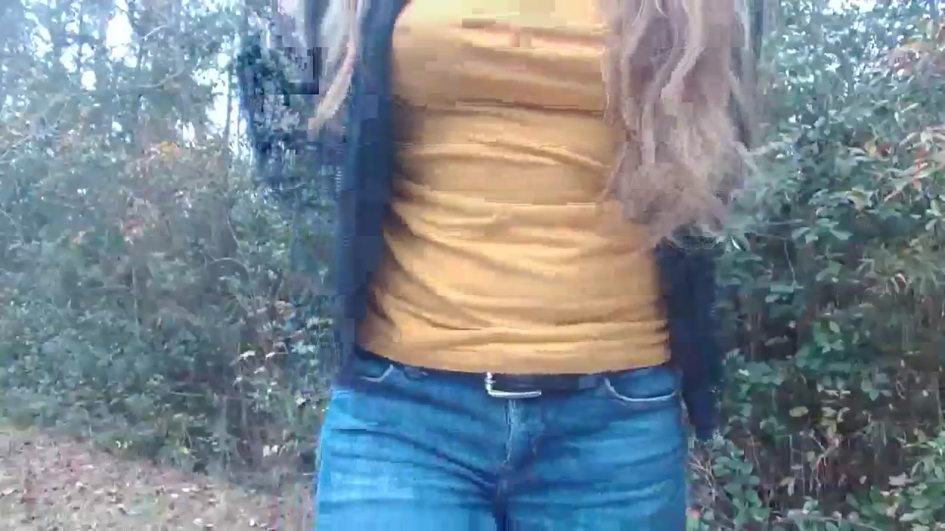 Gallery image thumbnail from GirlOffGrid's myfreecams stream on, 12/03/2023, 21:37 image 2 of 20