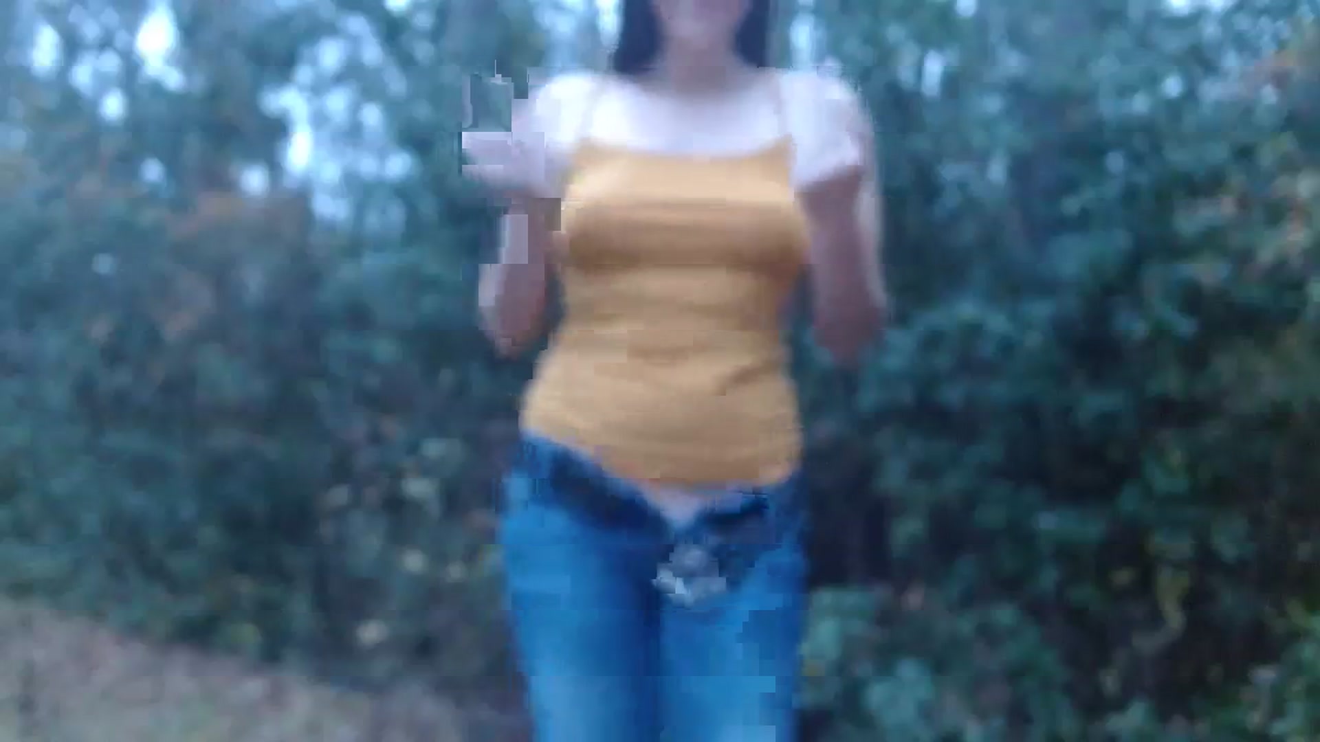 Gallery image thumbnail from GirlOffGrid's myfreecams stream on, 12/03/2023, 22:24 image 10 of 20