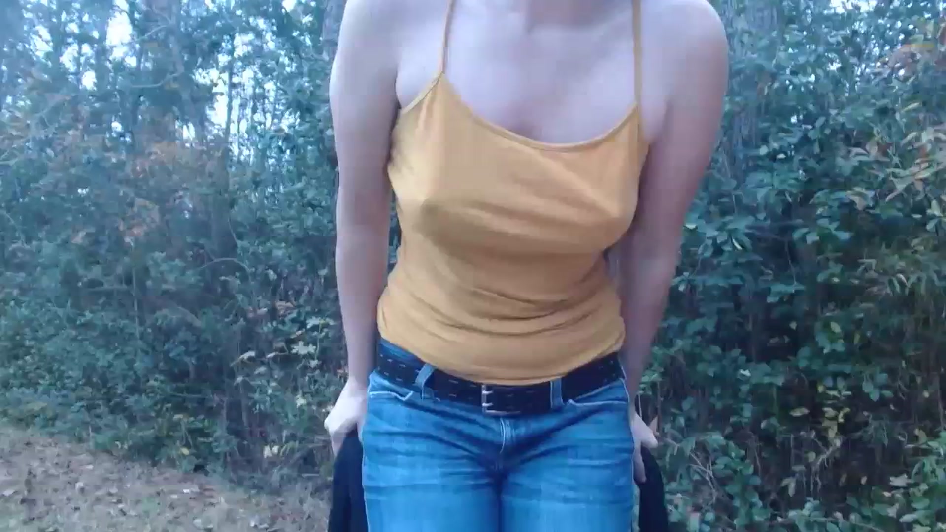 Gallery image thumbnail from GirlOffGrid's myfreecams stream on, 12/03/2023, 22:24 image 5 of 20