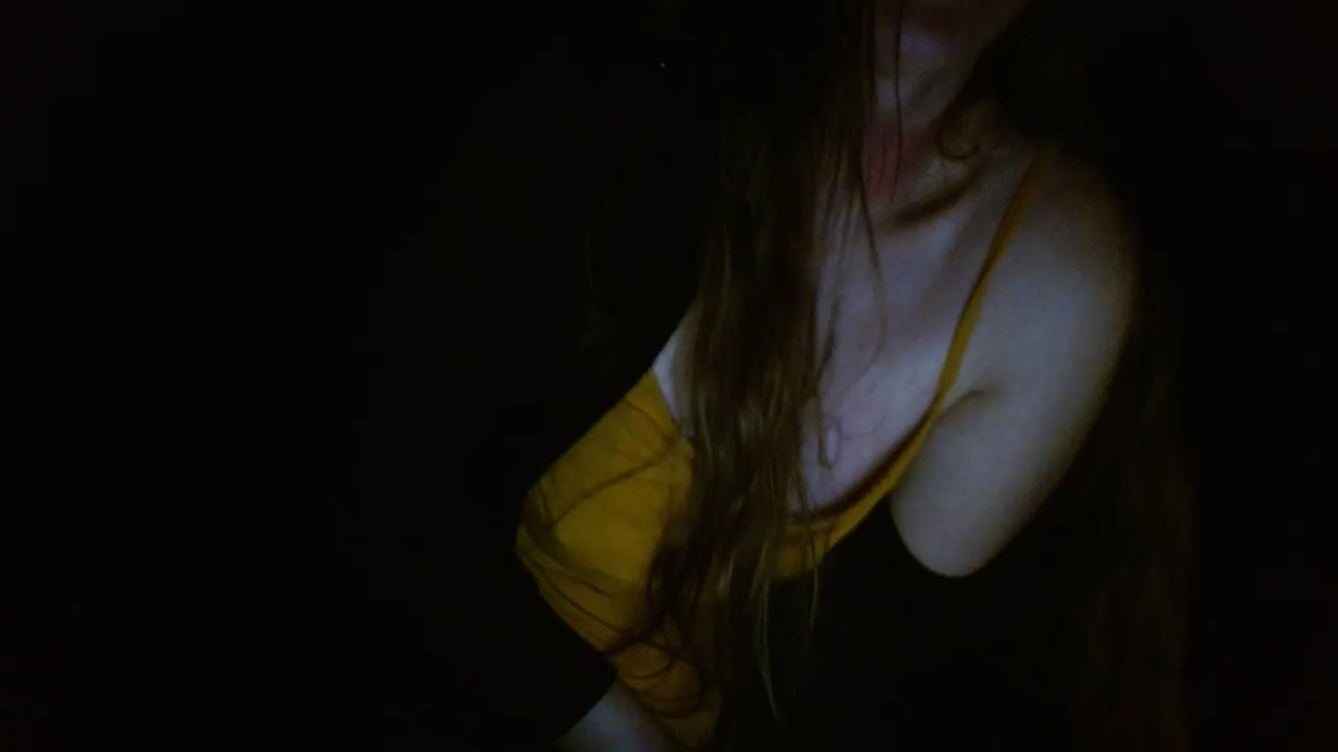 Gallery image thumbnail from GirlOffGrid's myfreecams stream on, 12/03/2023, 23:52 image 15 of 20