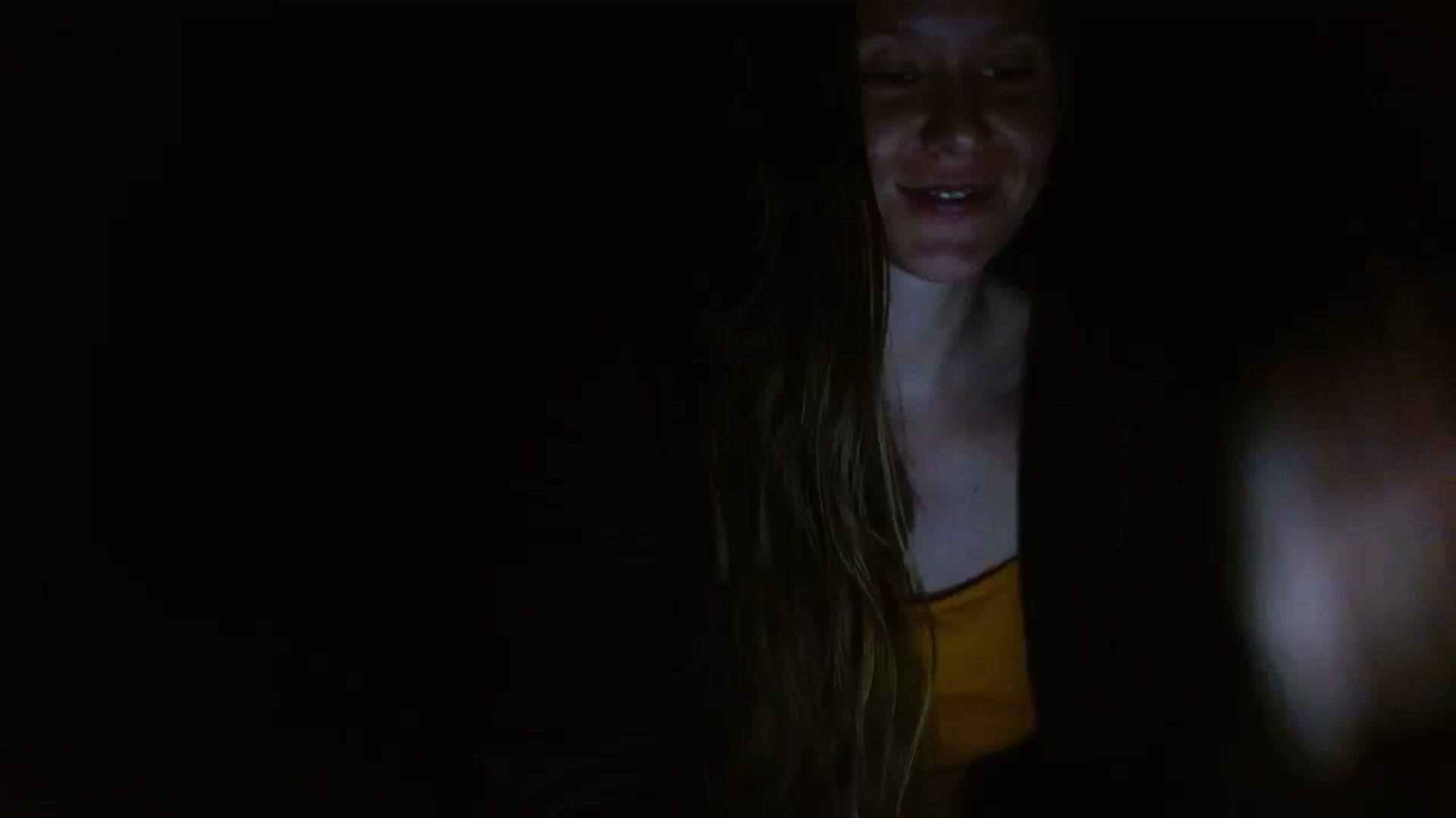Gallery image thumbnail from GirlOffGrid's myfreecams stream on, 12/04/2023, 24:38 image 13 of 20