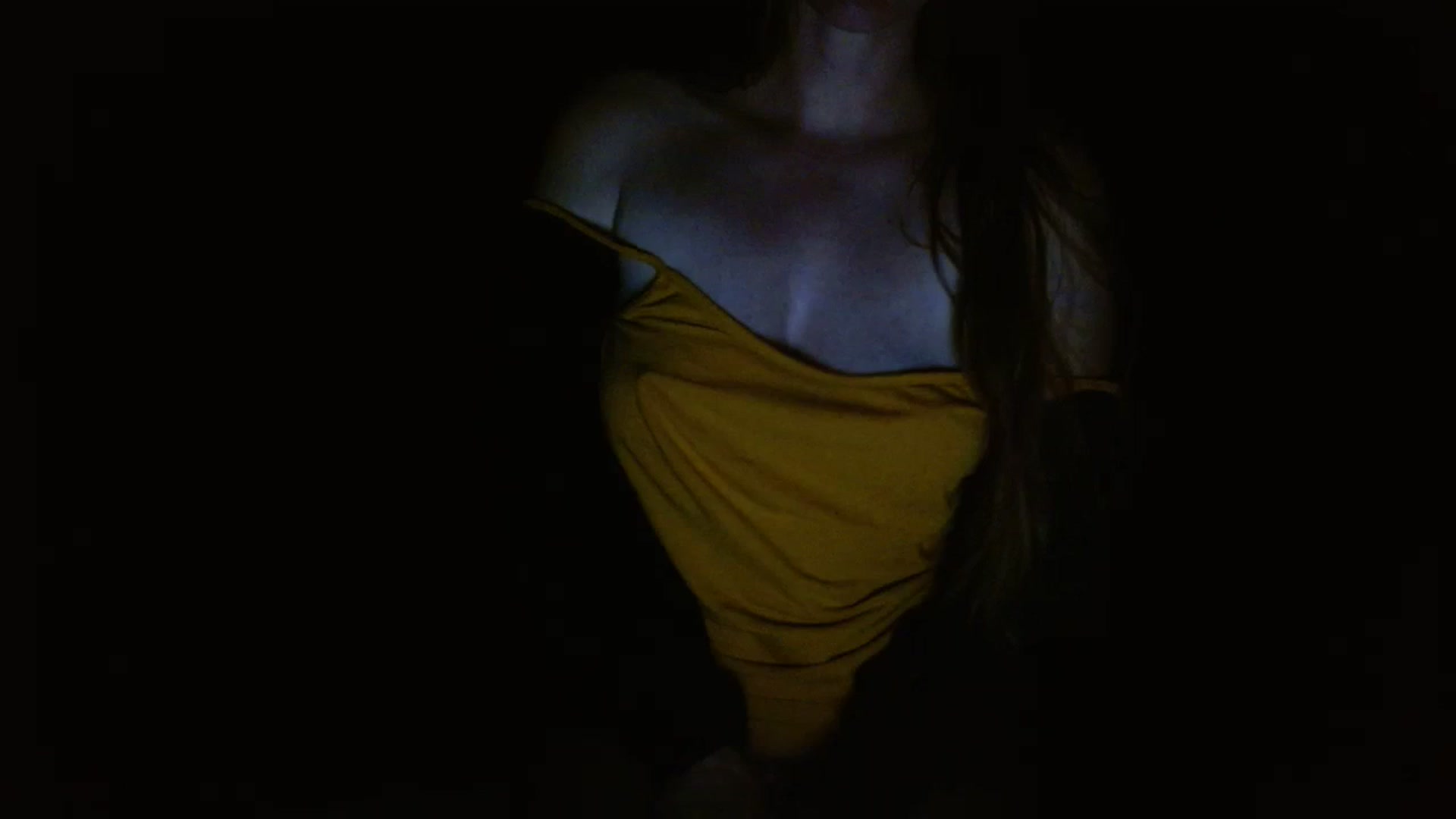 Gallery image thumbnail from GirlOffGrid's myfreecams stream on, 12/04/2023, 24:38 image 9 of 20