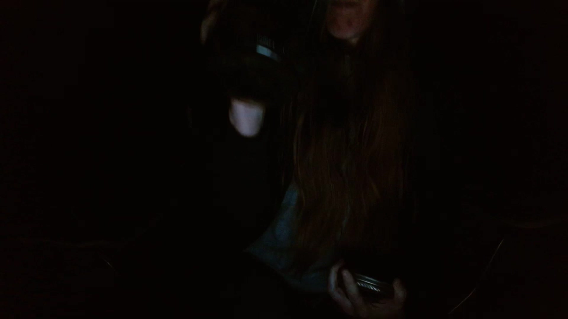 Gallery image thumbnail from GirlOffGrid's myfreecams stream on, 12/06/2023, 24:07 image 16 of 20