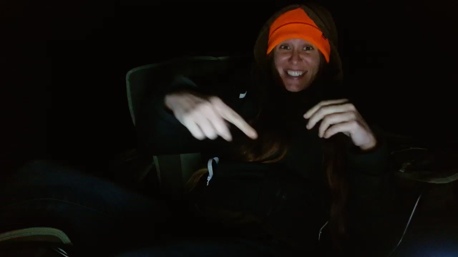 Gallery image thumbnail from GirlOffGrid's myfreecams stream on, 12/08/2023, 24:08 image 8 of 20