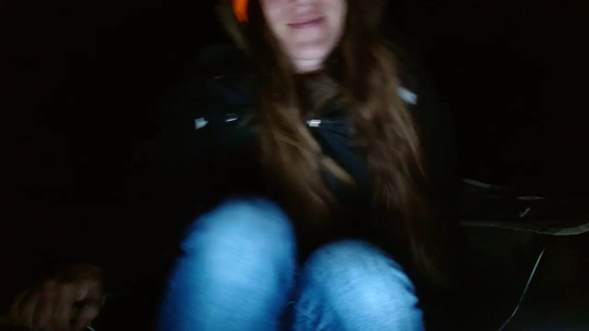 Gallery image thumbnail from GirlOffGrid's myfreecams stream on, 12/08/2023, 24:08 image 19 of 20