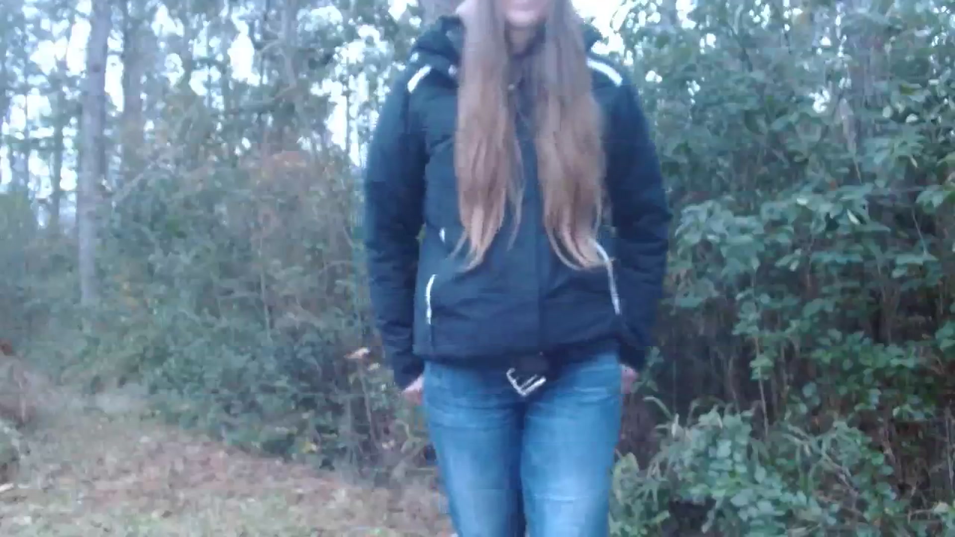 Gallery image thumbnail from GirlOffGrid's myfreecams stream on, 12/08/2023, 22:56 image 9 of 20