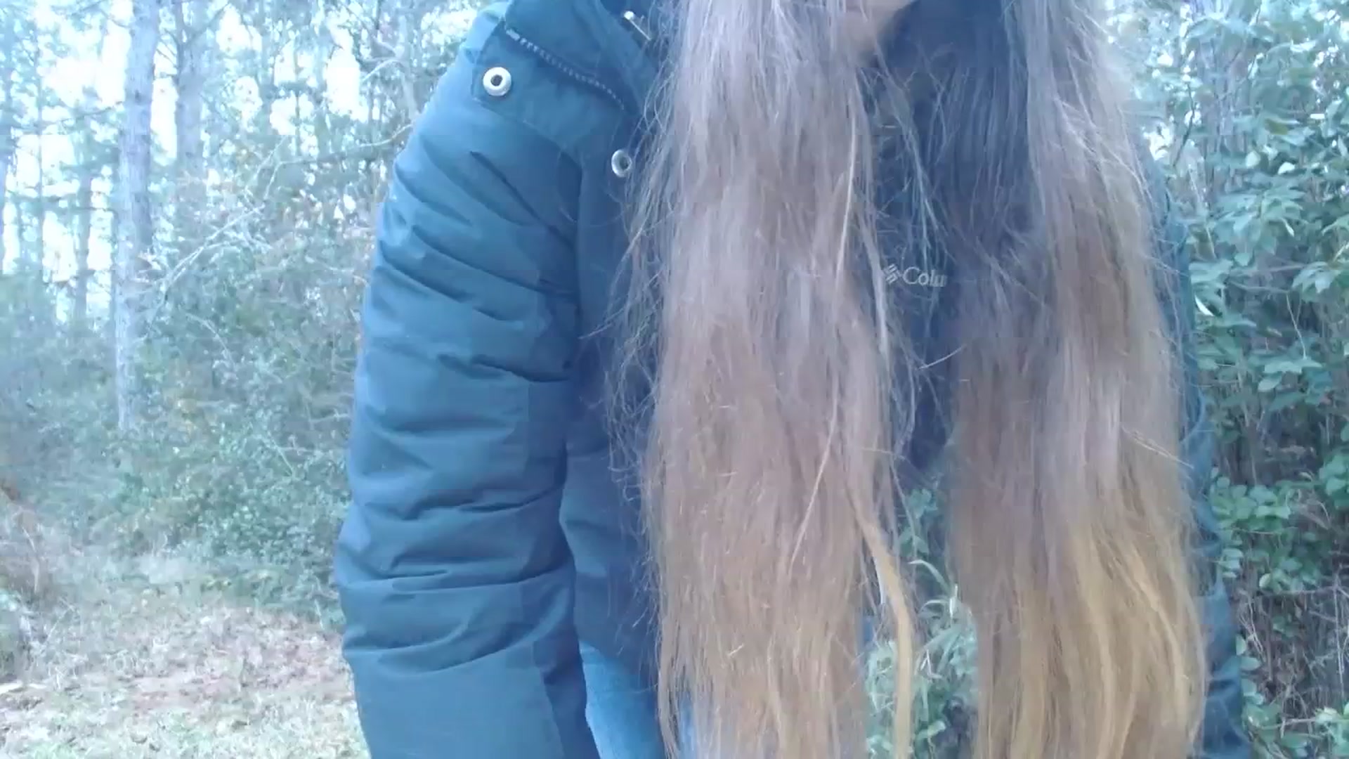 Gallery image thumbnail from GirlOffGrid's myfreecams stream on, 12/08/2023, 22:56 image 6 of 20