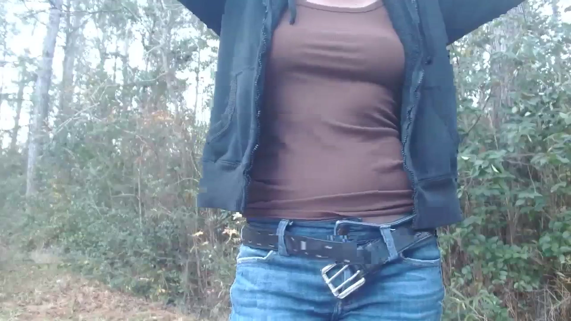 Gallery image thumbnail from GirlOffGrid's myfreecams stream on, 12/09/2023, 22:51 image 9 of 20