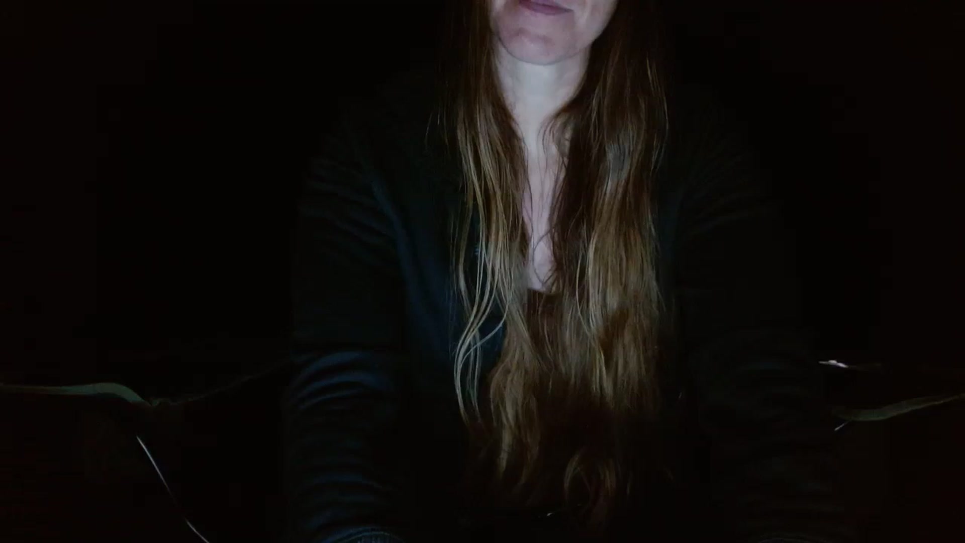 Gallery image thumbnail from GirlOffGrid's myfreecams stream on, 12/10/2023, 24:54 image 16 of 20
