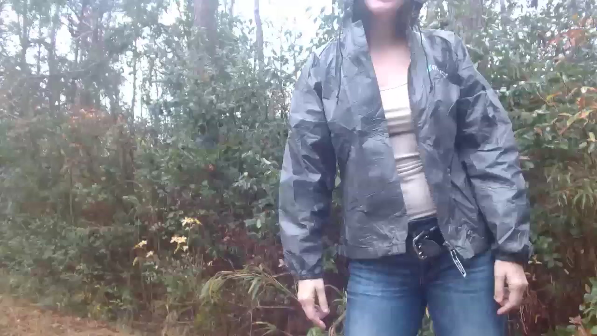 Gallery image thumbnail from GirlOffGrid's myfreecams stream on, 12/10/2023, 19:08 image 7 of 20