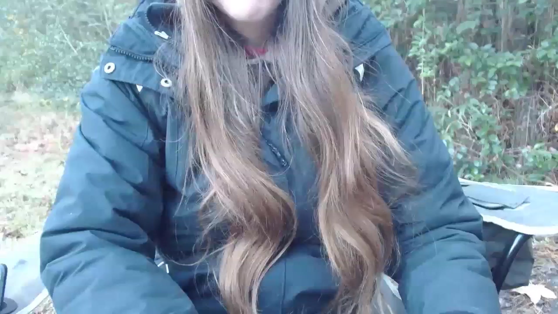 Gallery image thumbnail from GirlOffGrid's myfreecams stream on, 12/11/2023, 22:05 image 12 of 20