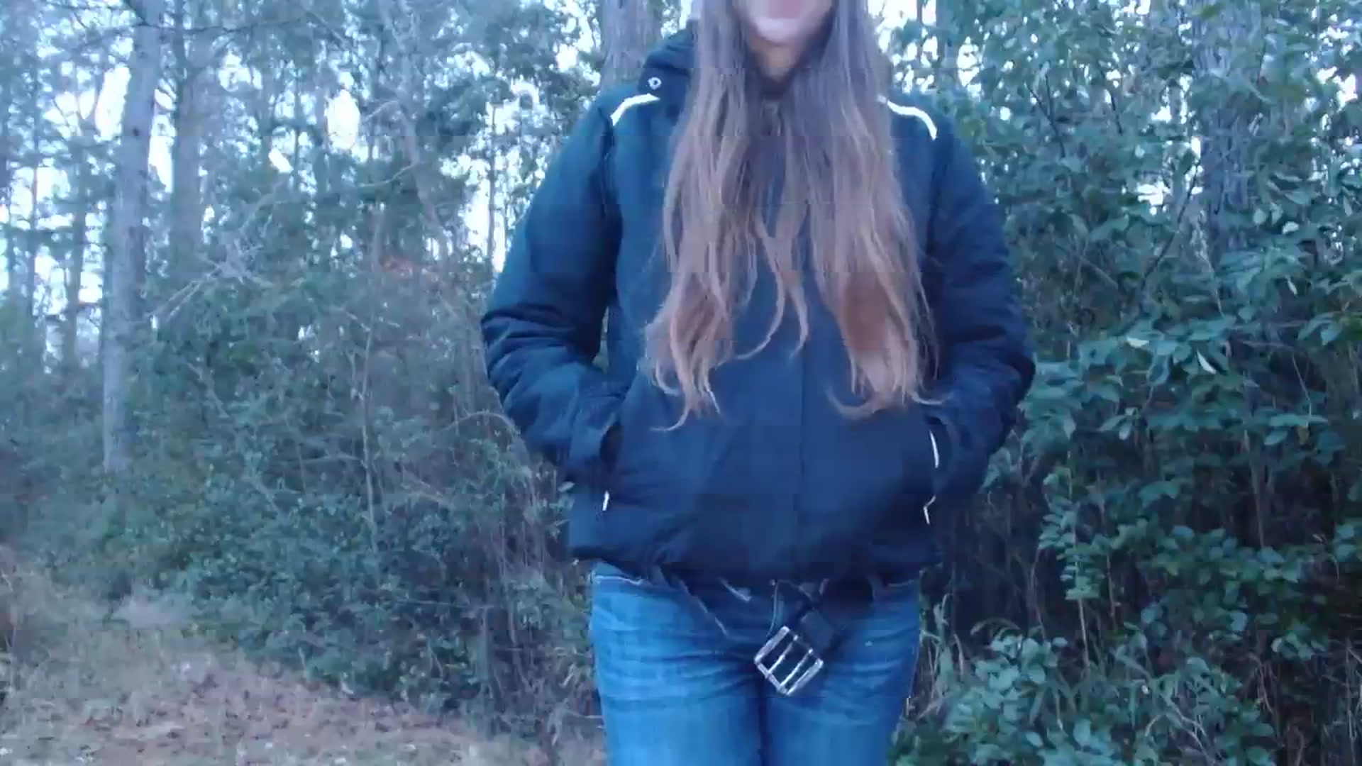 Gallery image thumbnail from GirlOffGrid's myfreecams stream on, 12/16/2023, 22:20 image 14 of 20