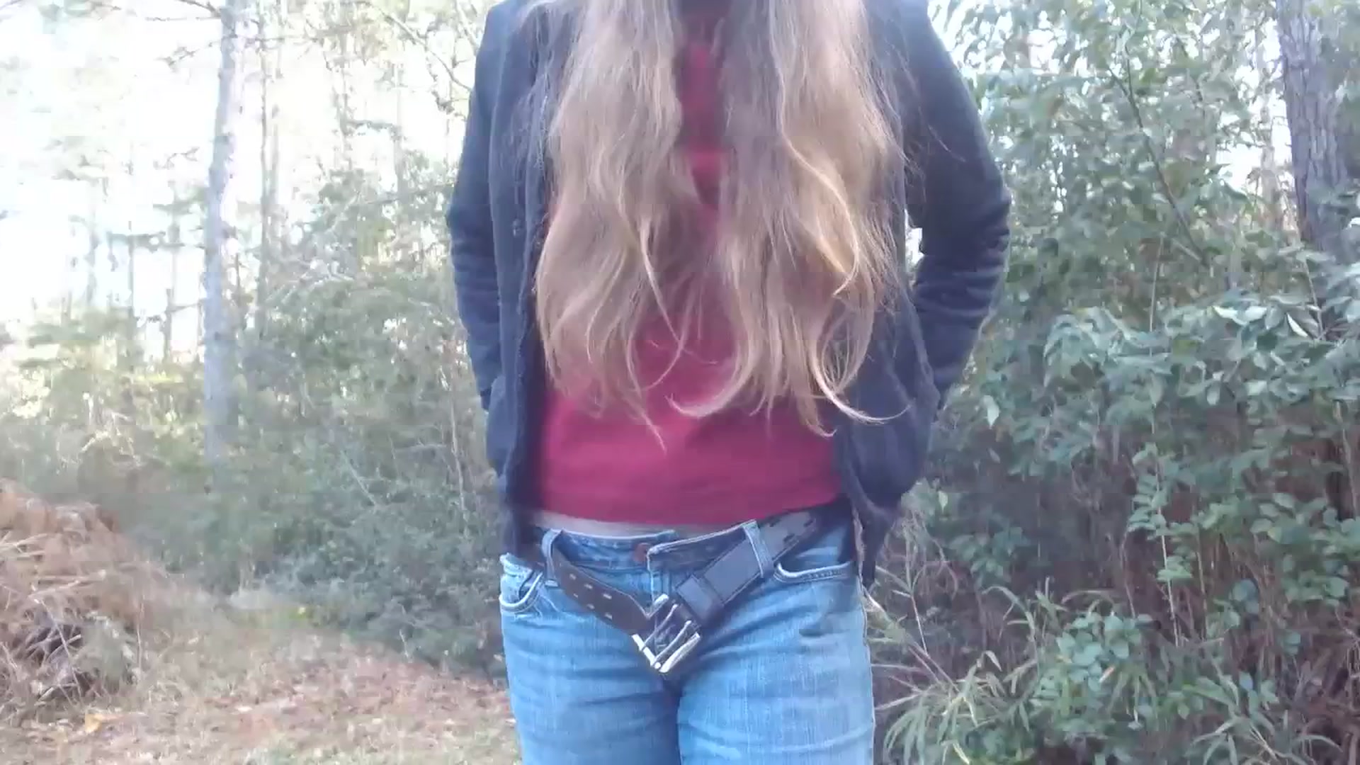 Gallery image thumbnail from GirlOffGrid's myfreecams stream on, 12/22/2023, 21:06 image 6 of 20