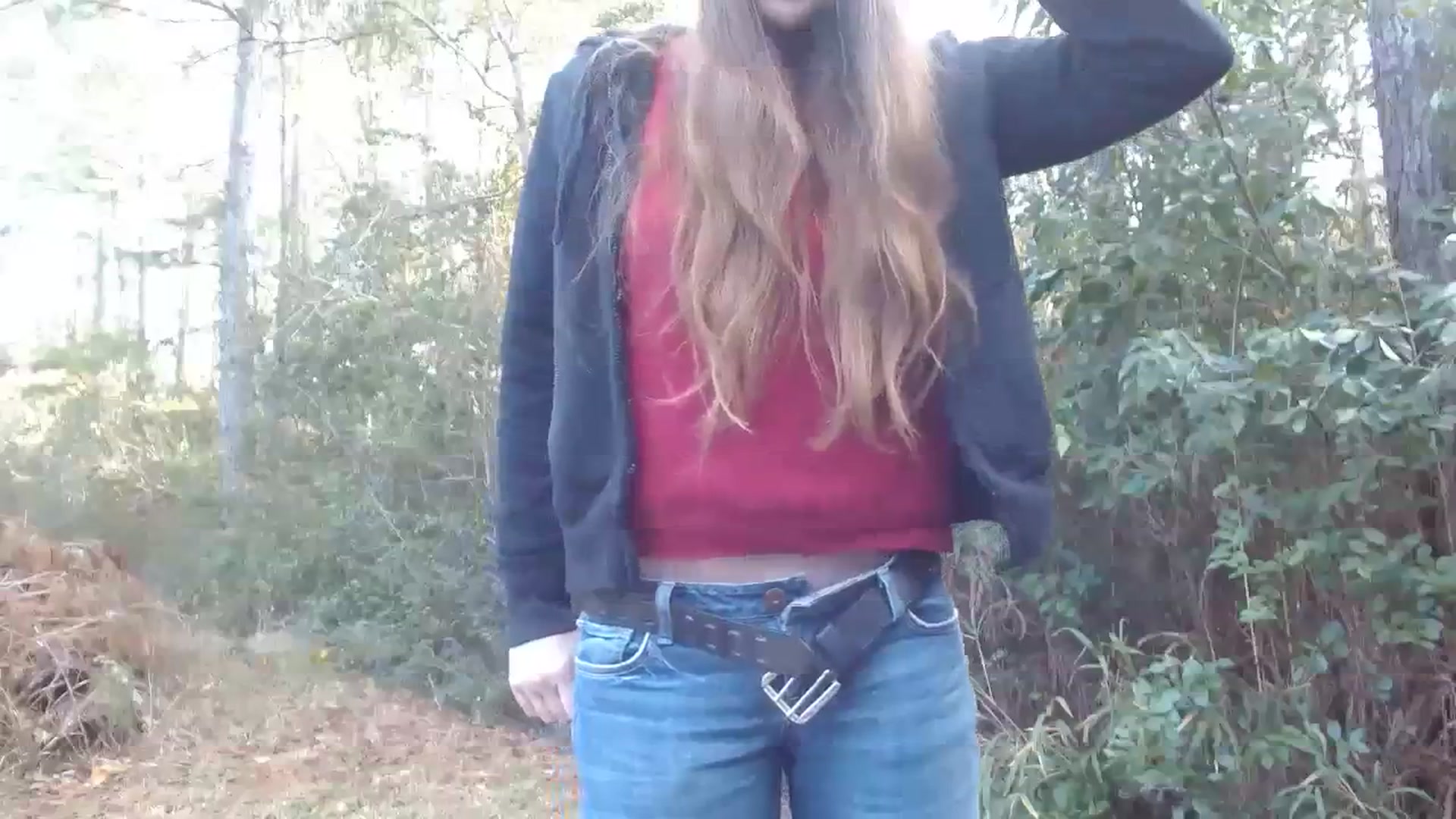 Gallery image thumbnail from GirlOffGrid's myfreecams stream on, 12/22/2023, 21:06 image 10 of 20