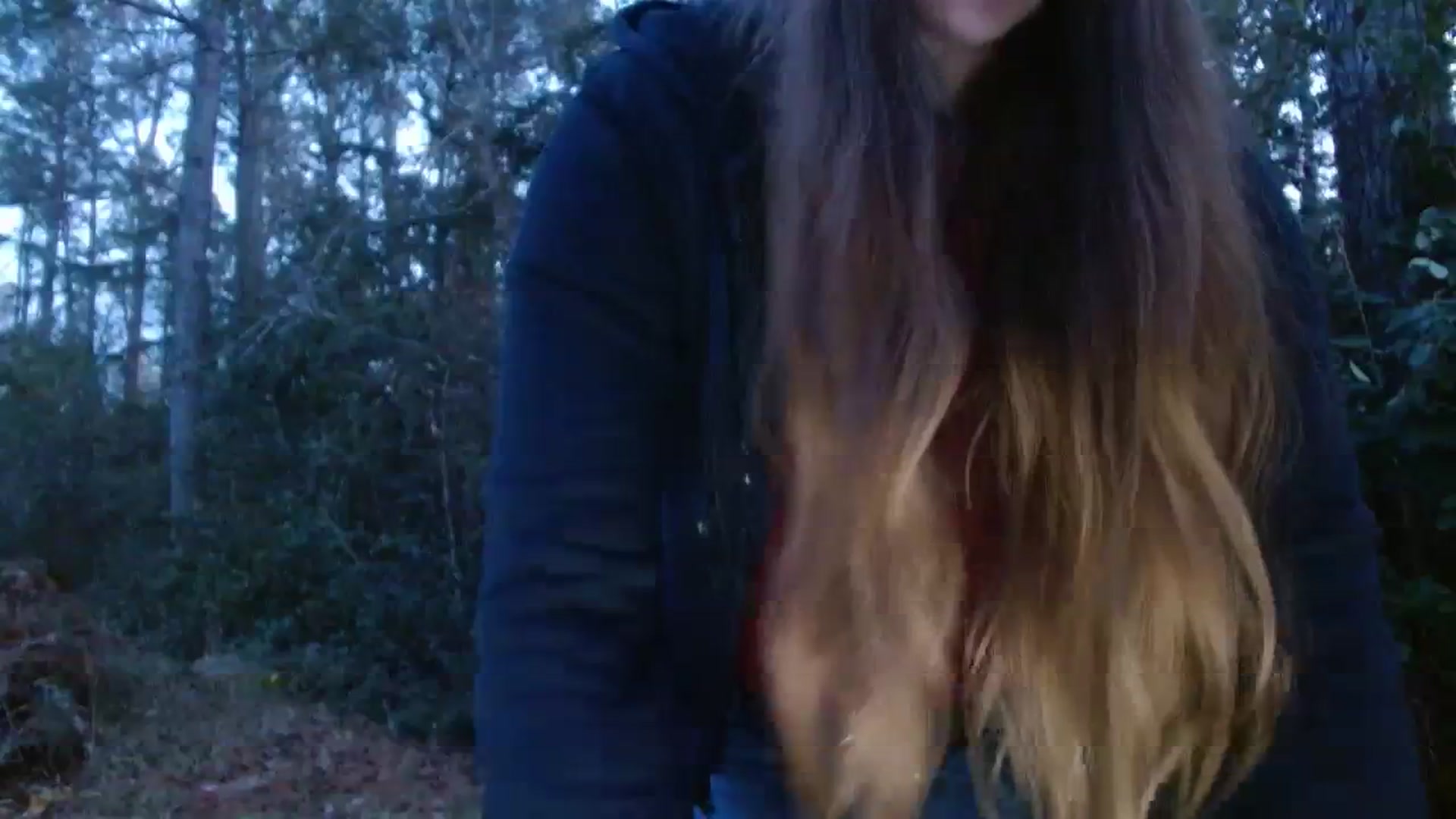 Gallery image thumbnail from GirlOffGrid's myfreecams stream on, 12/22/2023, 23:23 image 9 of 20
