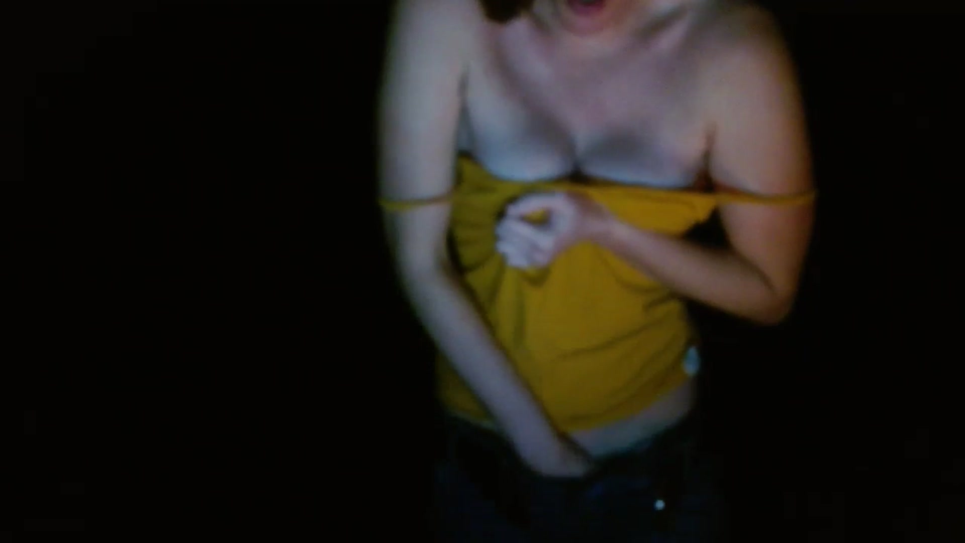 Gallery image thumbnail from GirlOffGrid's myfreecams stream on, 12/24/2023, 23:36 image 20 of 20