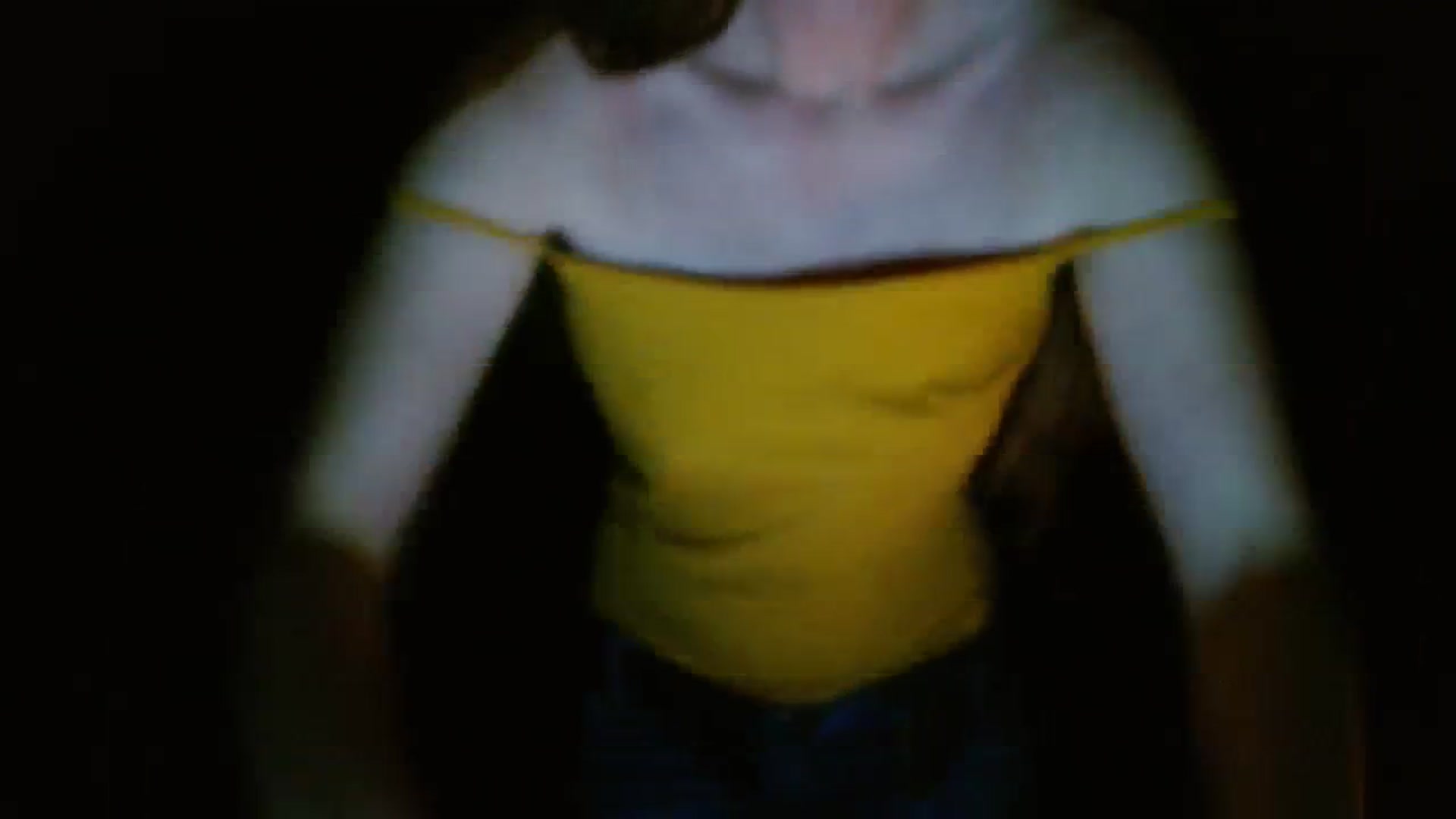 Gallery image thumbnail from GirlOffGrid's myfreecams stream on, 12/24/2023, 23:36 image 17 of 20