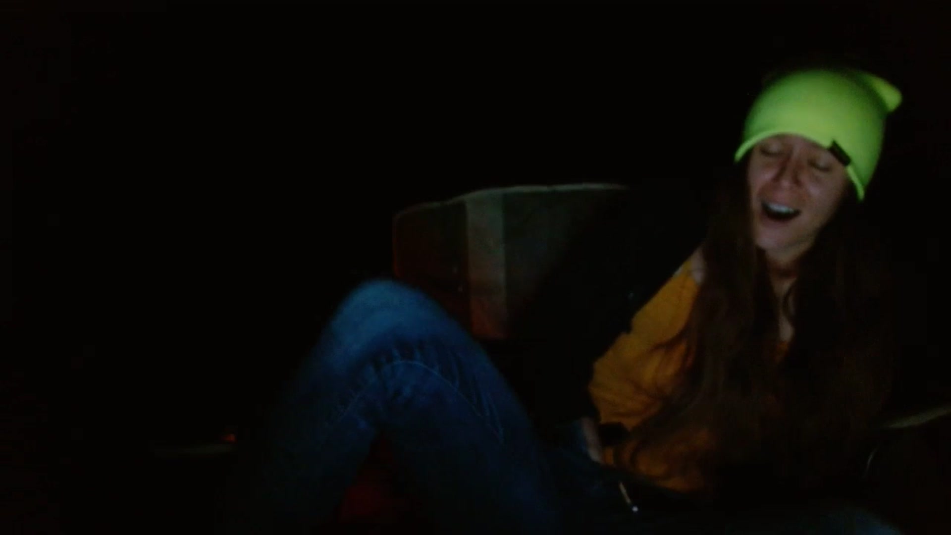 Gallery image thumbnail from GirlOffGrid's myfreecams stream on, 12/25/2023, 24:38 image 3 of 20