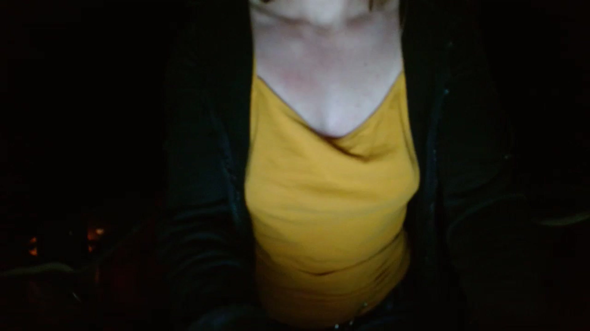 Gallery image thumbnail from GirlOffGrid's myfreecams stream on, 12/25/2023, 24:38 image 17 of 20