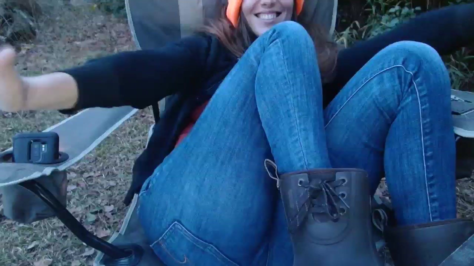 Gallery image thumbnail from GirlOffGrid's myfreecams stream on, 12/25/2023, 22:58 image 5 of 20