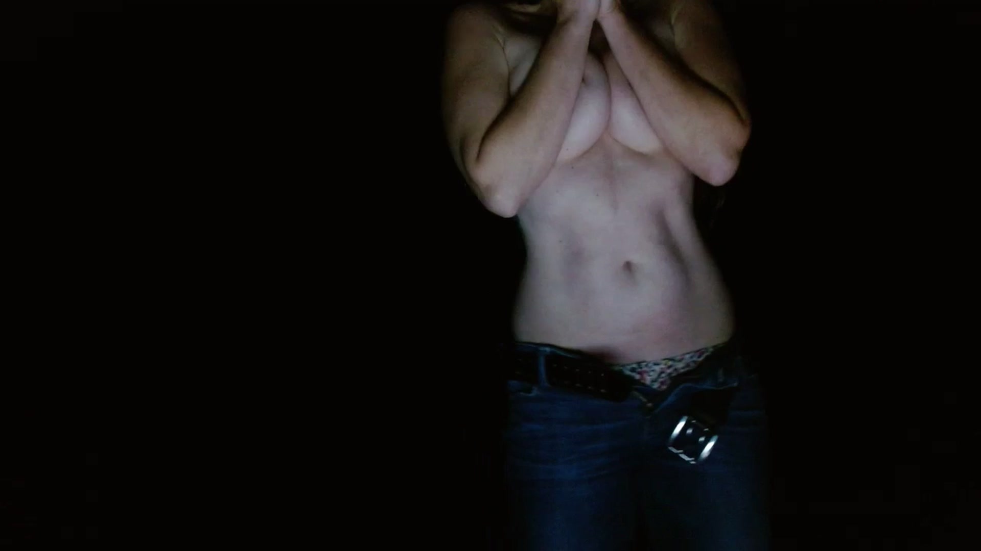 Gallery image thumbnail from GirlOffGrid's myfreecams stream on, 12/28/2023, 23:56 image 11 of 20