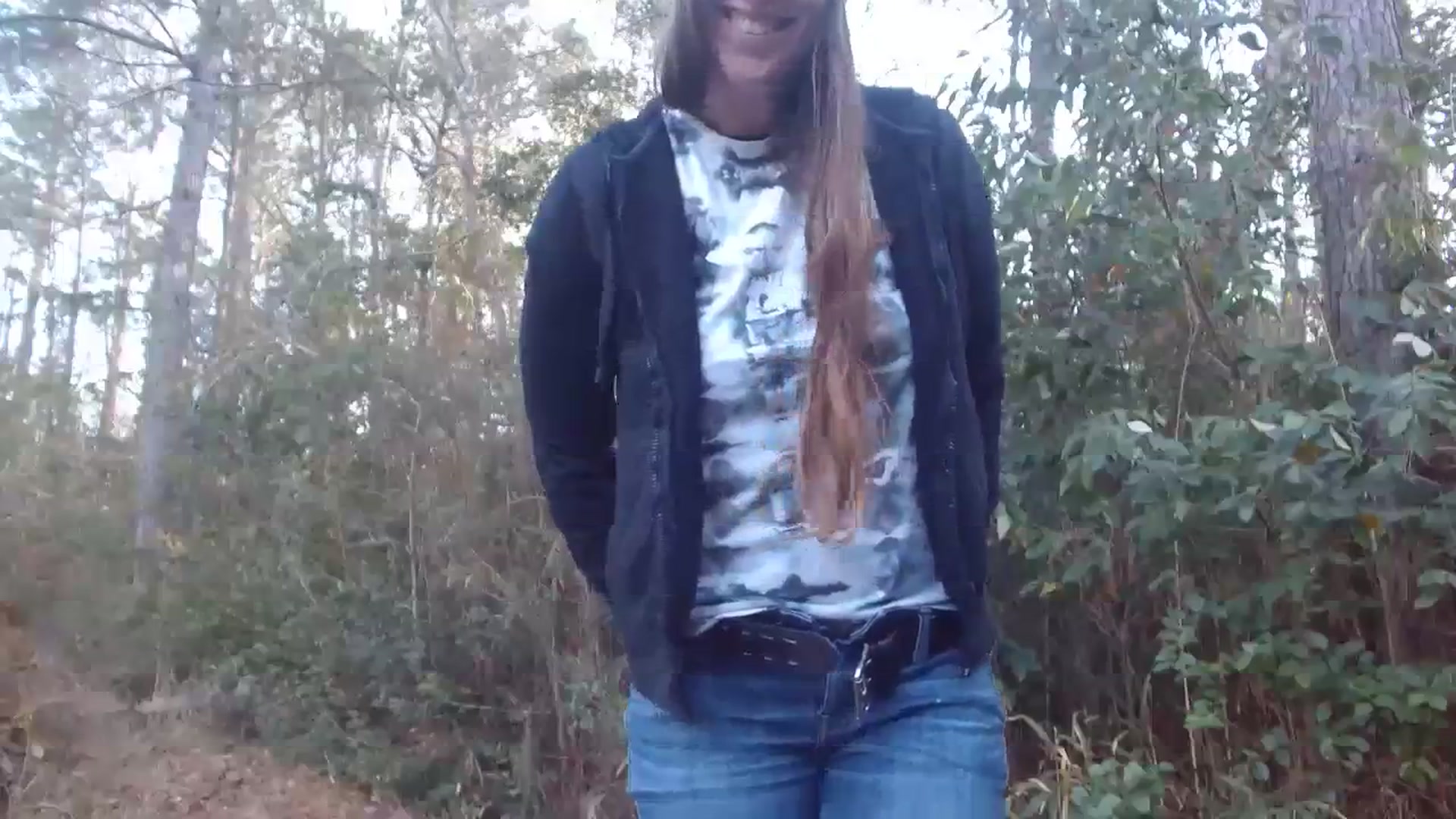 Gallery image thumbnail from GirlOffGrid's myfreecams stream on, 01/18/2024, 21:32 image 13 of 20