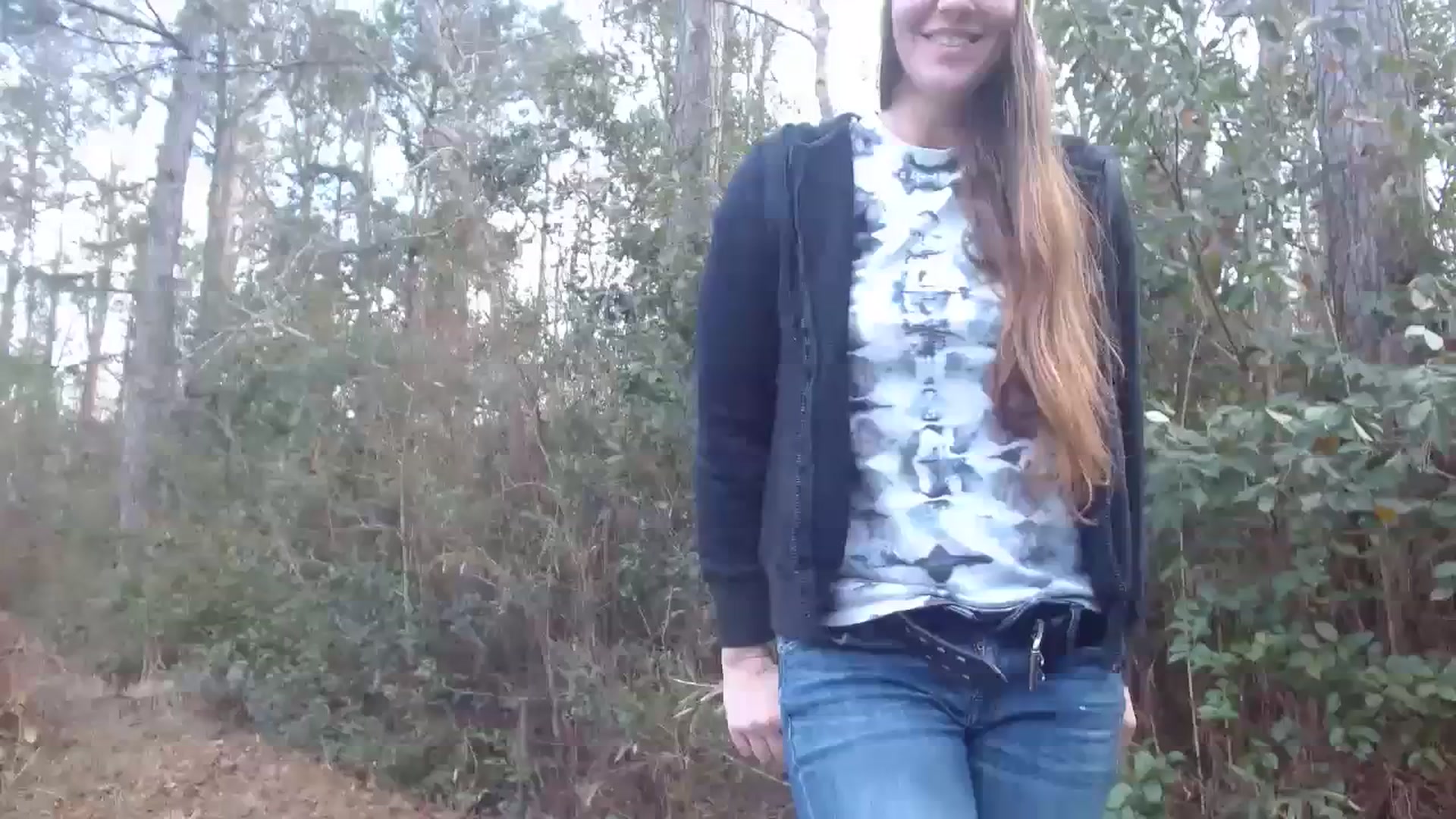 Gallery image thumbnail from GirlOffGrid's myfreecams stream on, 01/18/2024, 21:32 image 7 of 20