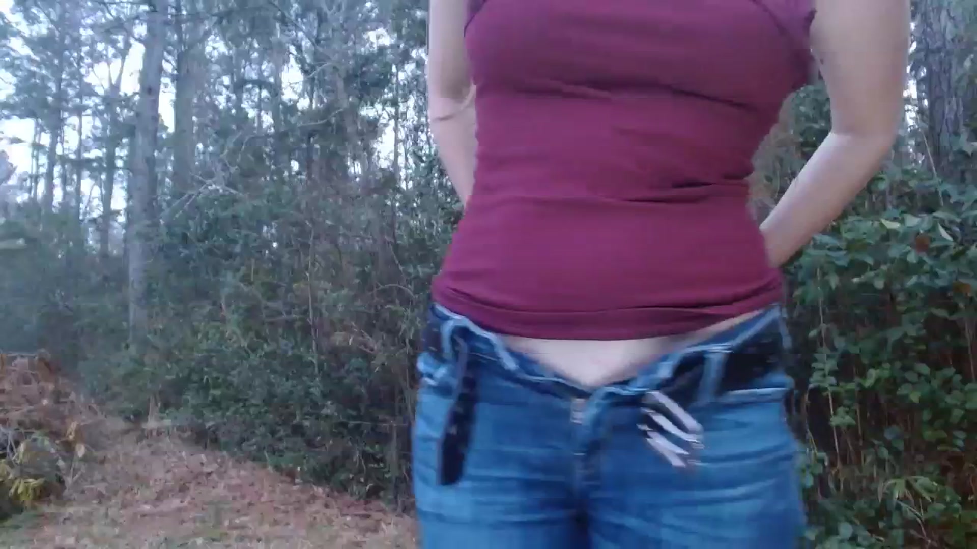 Gallery image thumbnail from GirlOffGrid's myfreecams stream on, 01/26/2024, 24:01 image 7 of 20