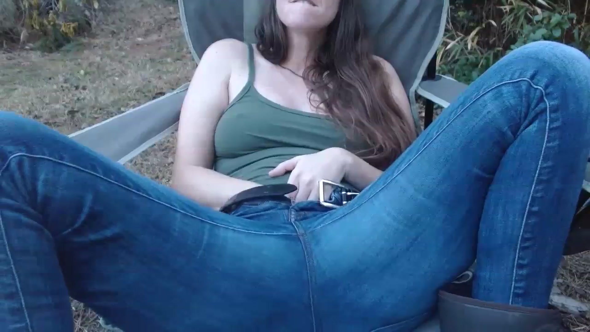 Gallery image thumbnail from GirlOffGrid's myfreecams stream on, 01/26/2024, 22:38 image 18 of 20