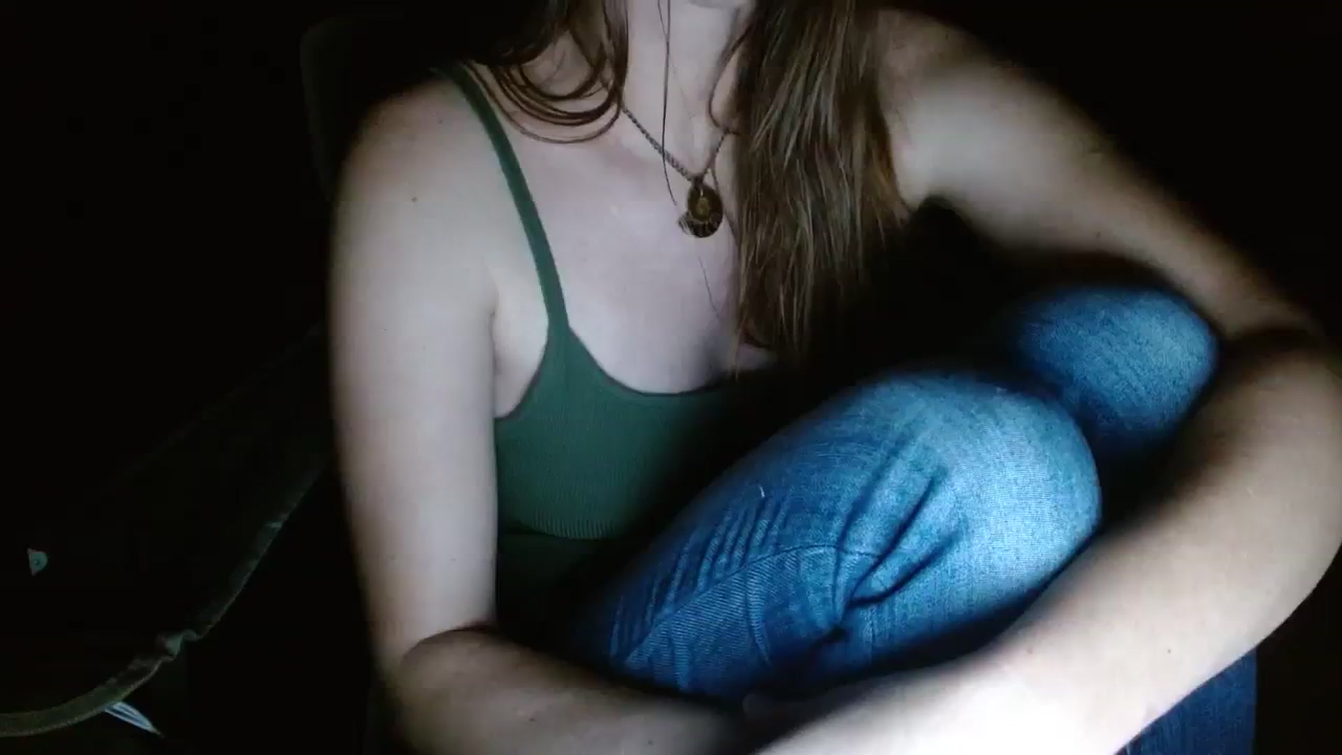Gallery image thumbnail from GirlOffGrid's myfreecams stream on, 01/26/2024, 23:33 image 15 of 20