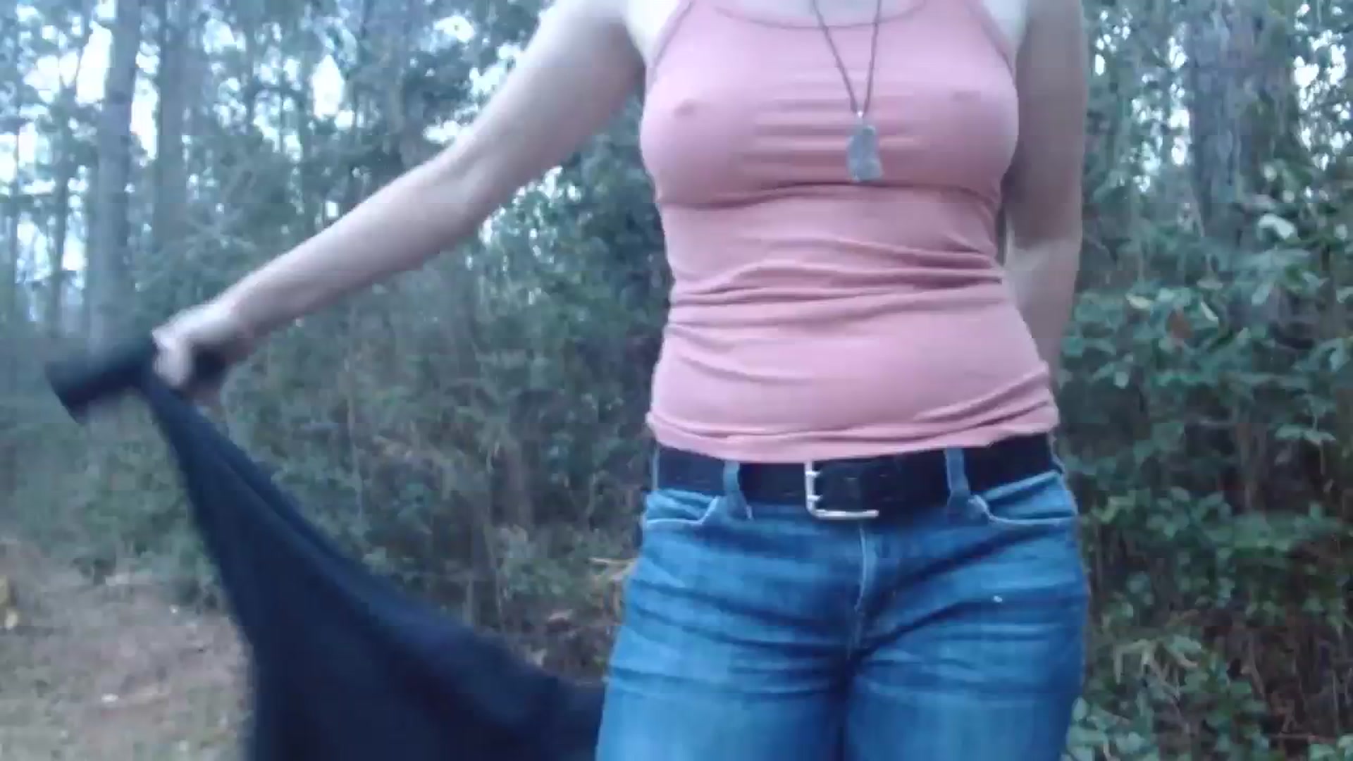 Gallery image thumbnail from GirlOffGrid's myfreecams stream on, 01/27/2024, 22:42 image 11 of 20