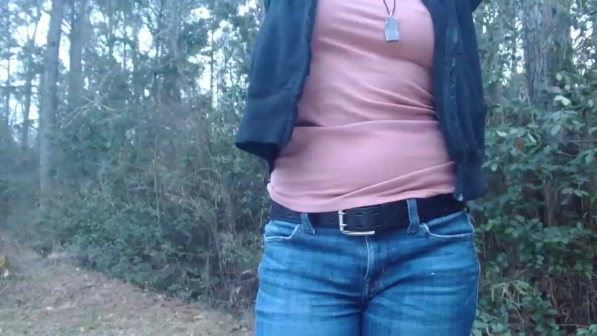 Gallery image thumbnail from GirlOffGrid's myfreecams stream on, 01/27/2024, 22:42 image 10 of 20