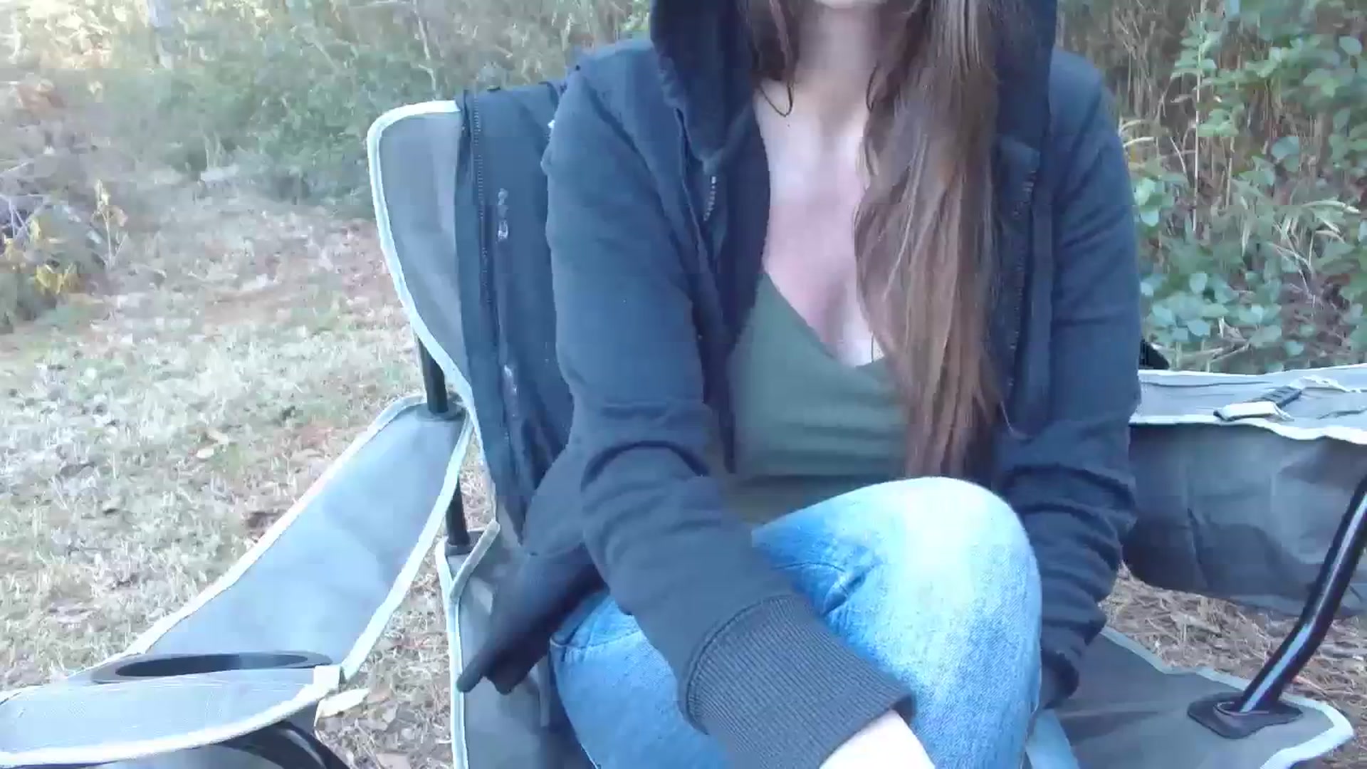 Gallery image thumbnail from GirlOffGrid's myfreecams stream on, 02/01/2024, 21:24 image 15 of 20