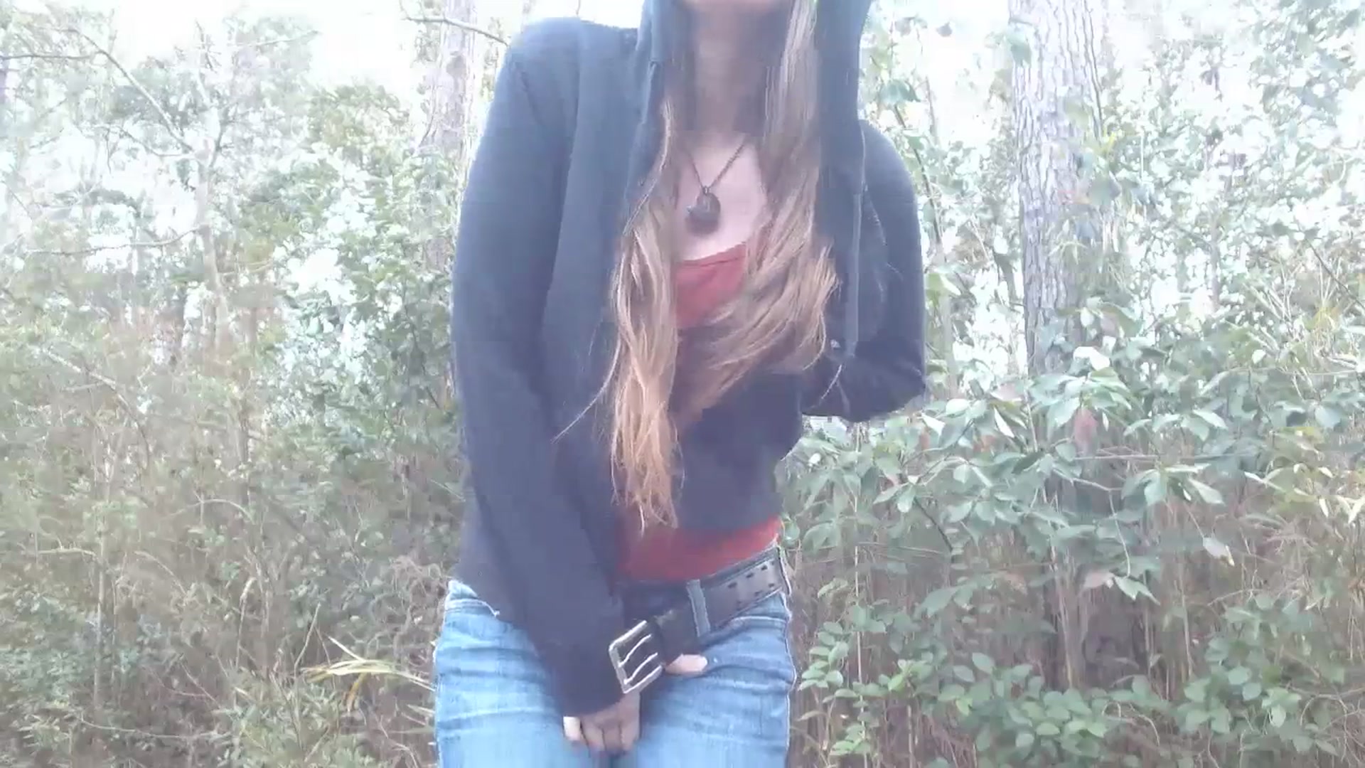 Gallery image thumbnail from GirlOffGrid's myfreecams stream on, 02/02/2024, 21:06 image 17 of 20