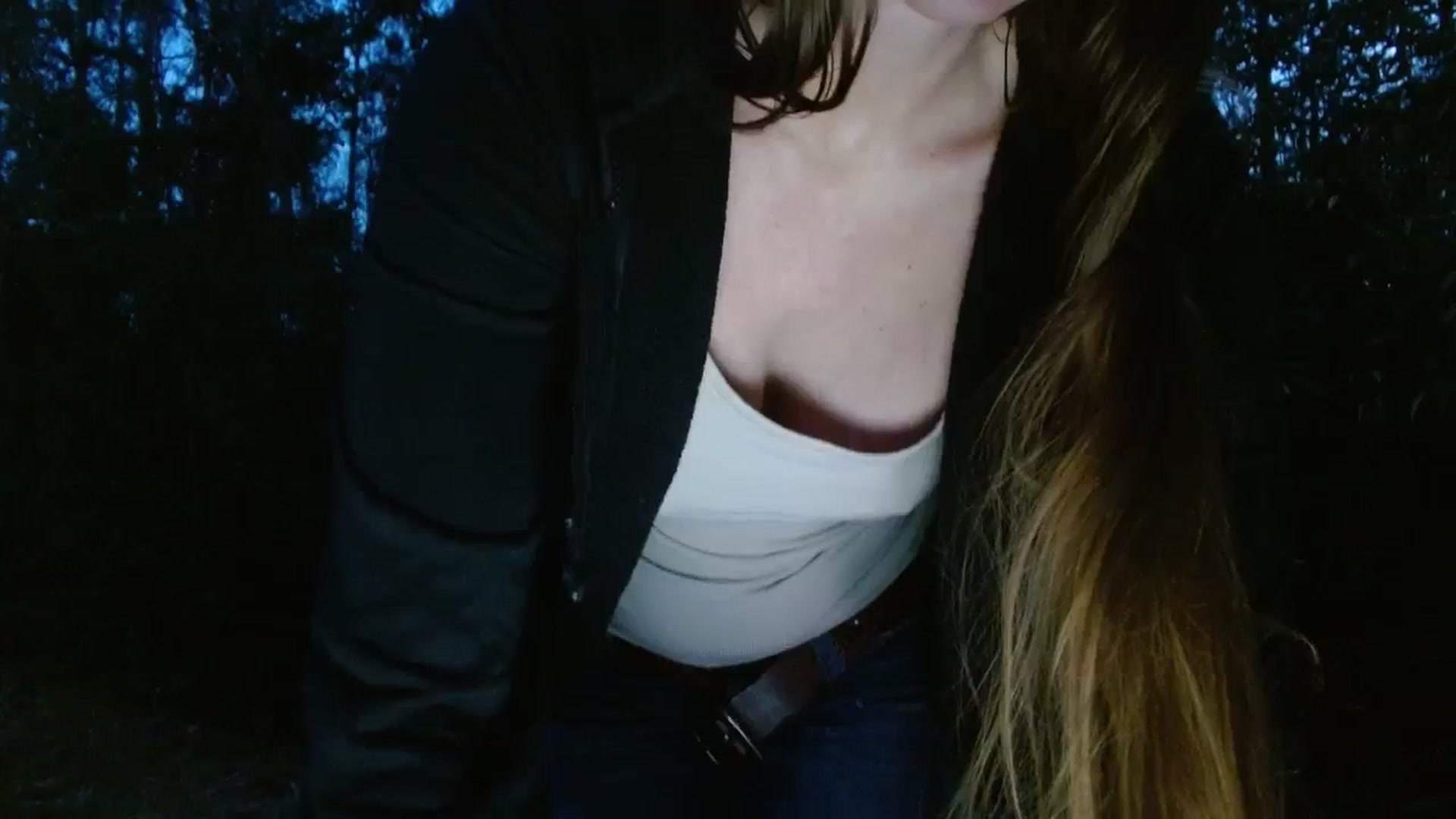 Gallery image thumbnail from GirlOffGrid's myfreecams stream on, 02/08/2024, 23:23 image 15 of 20