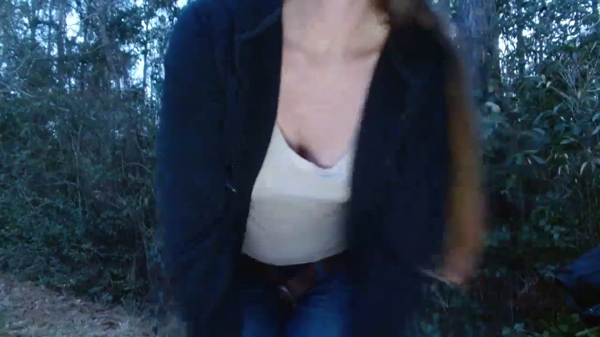Gallery image thumbnail from GirlOffGrid's myfreecams stream on, 02/08/2024, 23:23 image 12 of 20
