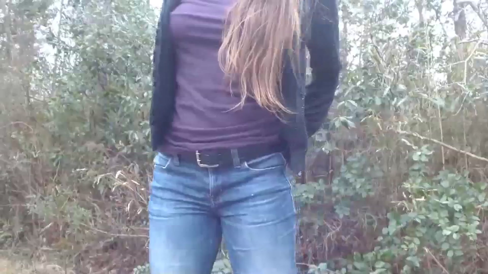 Gallery image thumbnail from GirlOffGrid's myfreecams stream on, 03/01/2024, 19:24 image 16 of 20
