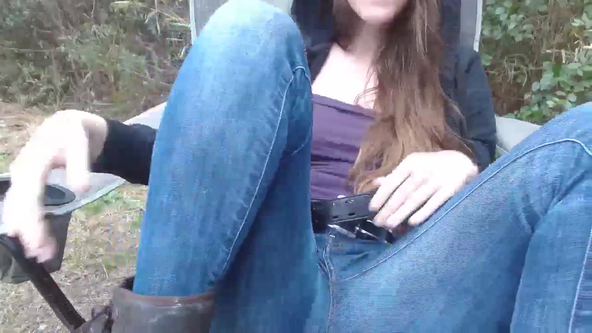 Gallery image thumbnail from GirlOffGrid's myfreecams stream on, 03/01/2024, 20:53 image 20 of 20