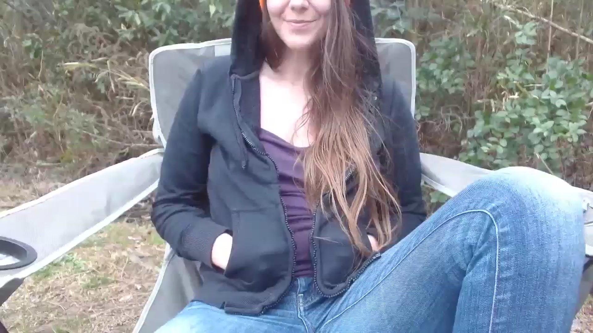 Gallery image thumbnail from GirlOffGrid's myfreecams stream on, 03/01/2024, 20:53 image 1 of 20