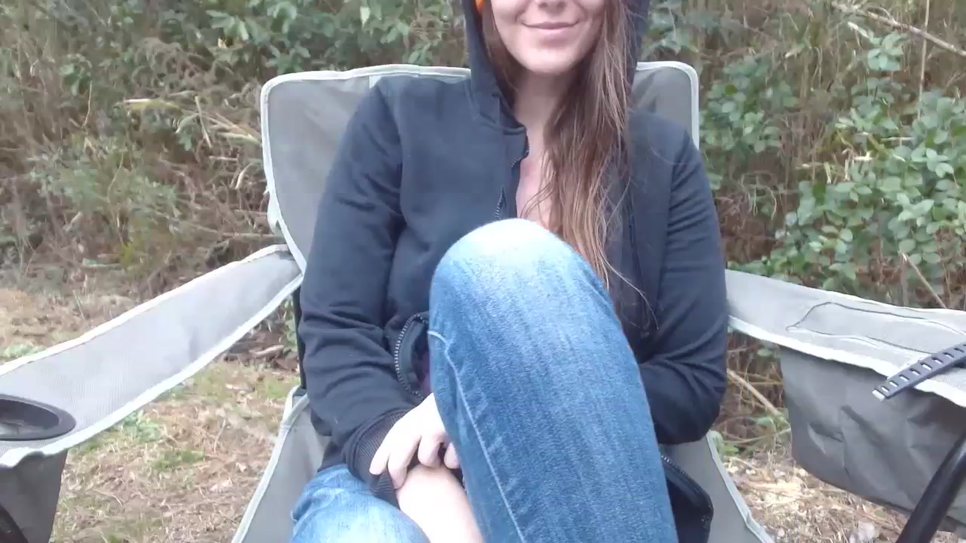 Gallery image thumbnail from GirlOffGrid's myfreecams stream on, 03/01/2024, 20:53 image 17 of 20
