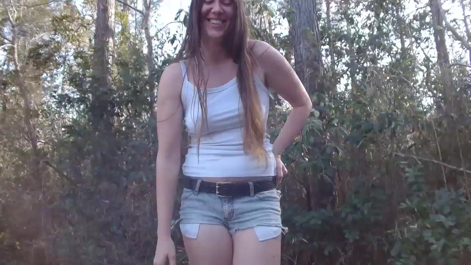Gallery image thumbnail from GirlOffGrid's myfreecams stream on, 03/05/2024, 20:56 image 7 of 20
