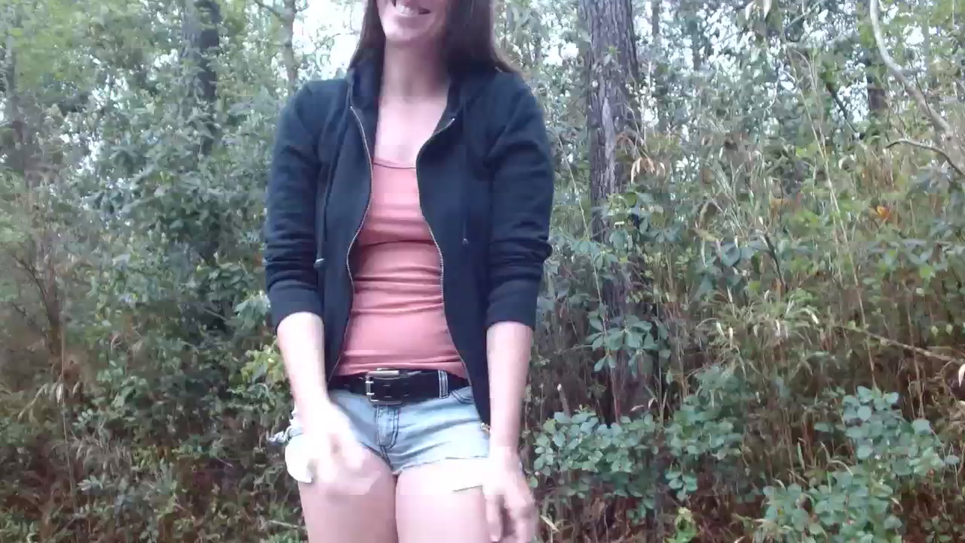 Gallery image thumbnail from GirlOffGrid's myfreecams stream on, 04/03/2024, 21:38 image 3 of 20