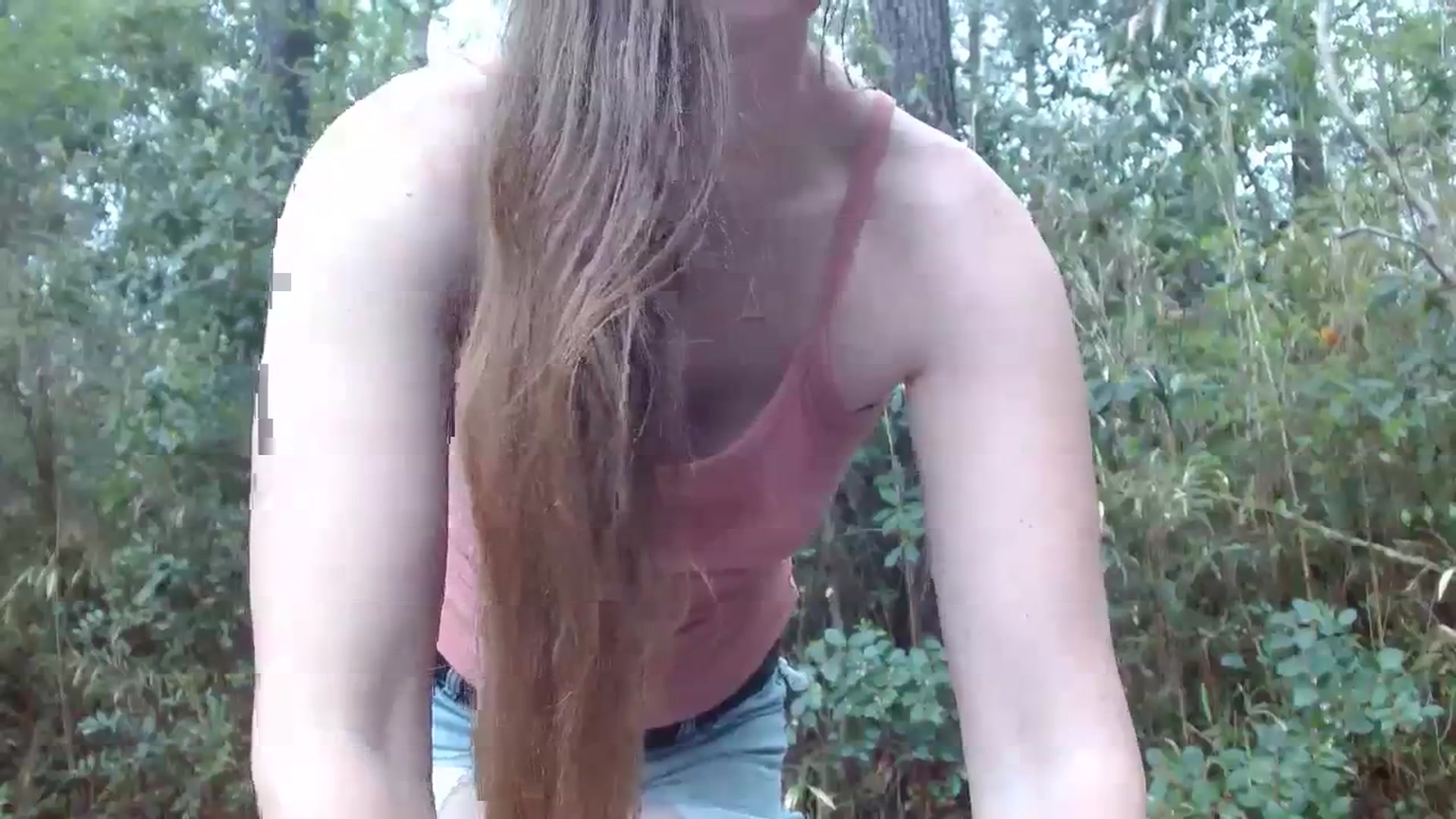 Gallery image thumbnail from GirlOffGrid's myfreecams stream on, 04/03/2024, 22:34 image 9 of 20