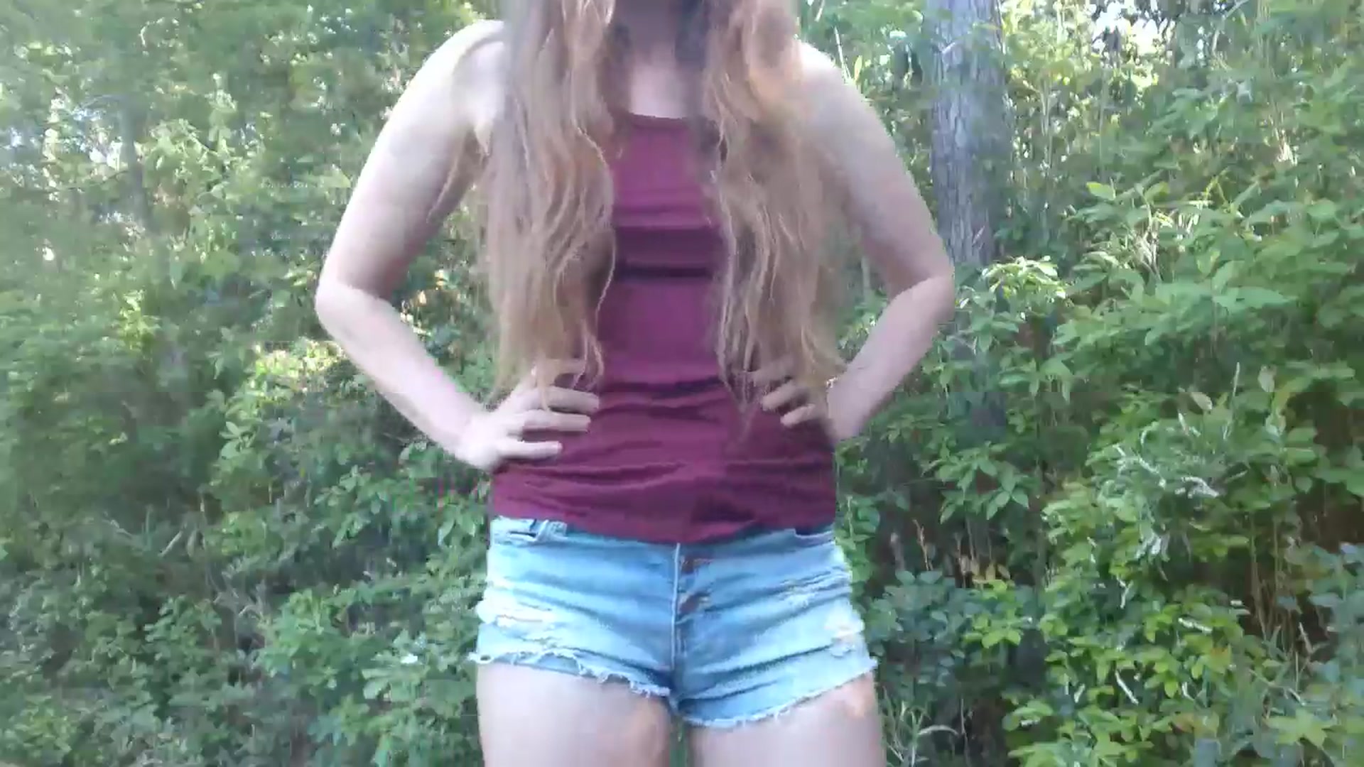 Gallery image thumbnail from GirlOffGrid's myfreecams stream on, 04/29/2024, 21:55 image 12 of 20