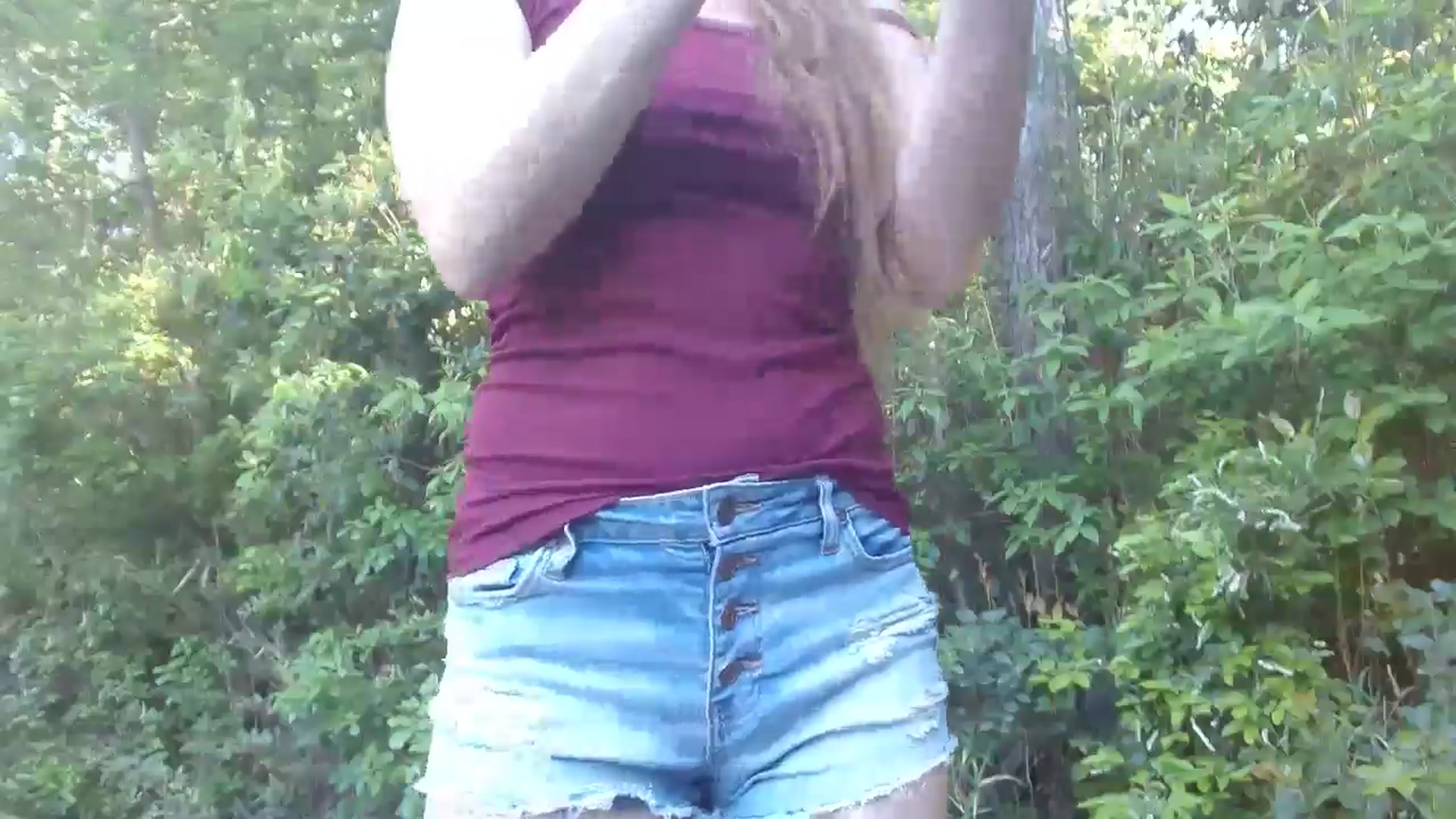 Gallery image thumbnail from GirlOffGrid's myfreecams stream on, 04/29/2024, 21:55 image 18 of 20