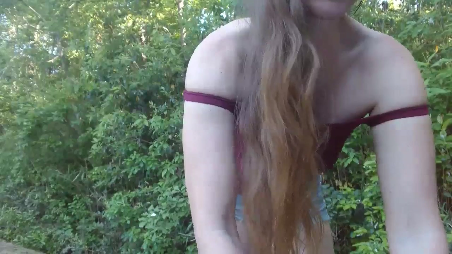 Gallery image thumbnail from GirlOffGrid's myfreecams stream on, 04/29/2024, 22:29 image 3 of 20