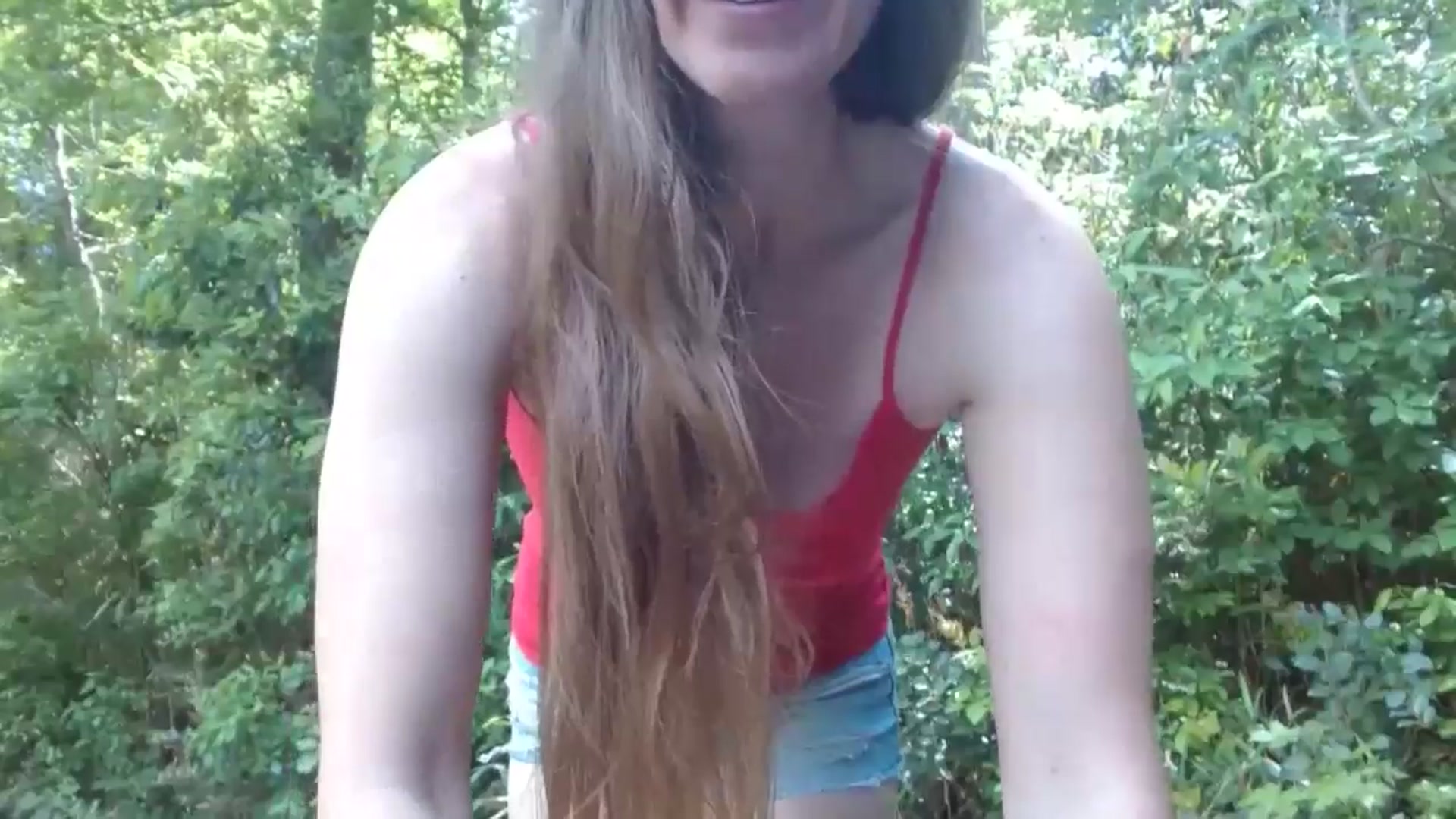Gallery image thumbnail from GirlOffGrid's myfreecams stream on, 05/02/2024, 18:47 image 11 of 20