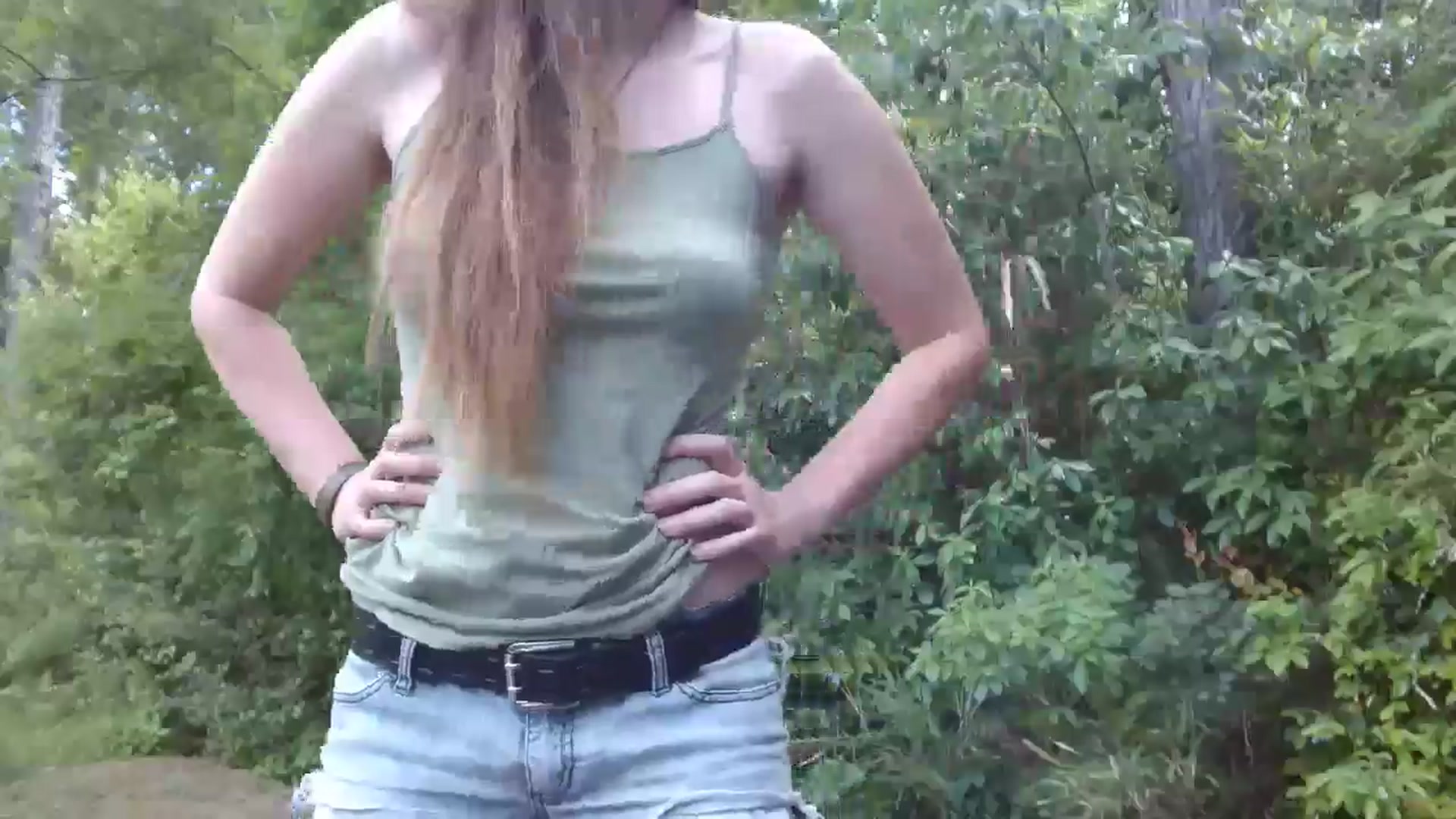 Gallery image thumbnail from GirlOffGrid's myfreecams stream on, 05/03/2024, 19:40 image 7 of 20