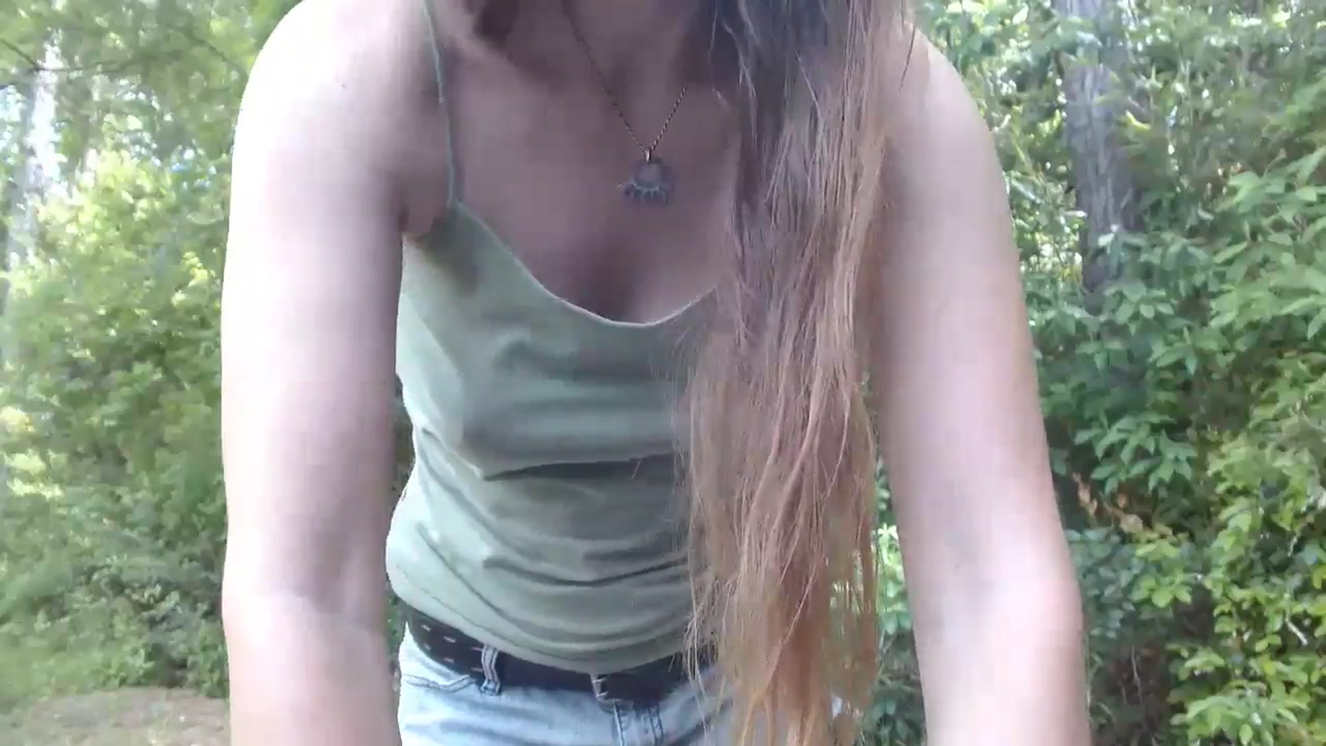 Gallery image thumbnail from GirlOffGrid's myfreecams stream on, 05/03/2024, 19:40 image 12 of 20