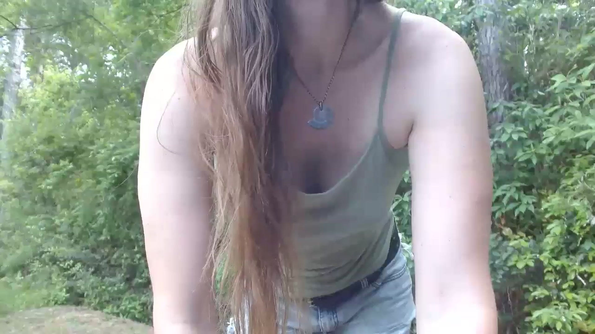 Gallery image thumbnail from GirlOffGrid's myfreecams stream on, 05/03/2024, 19:40 image 20 of 20